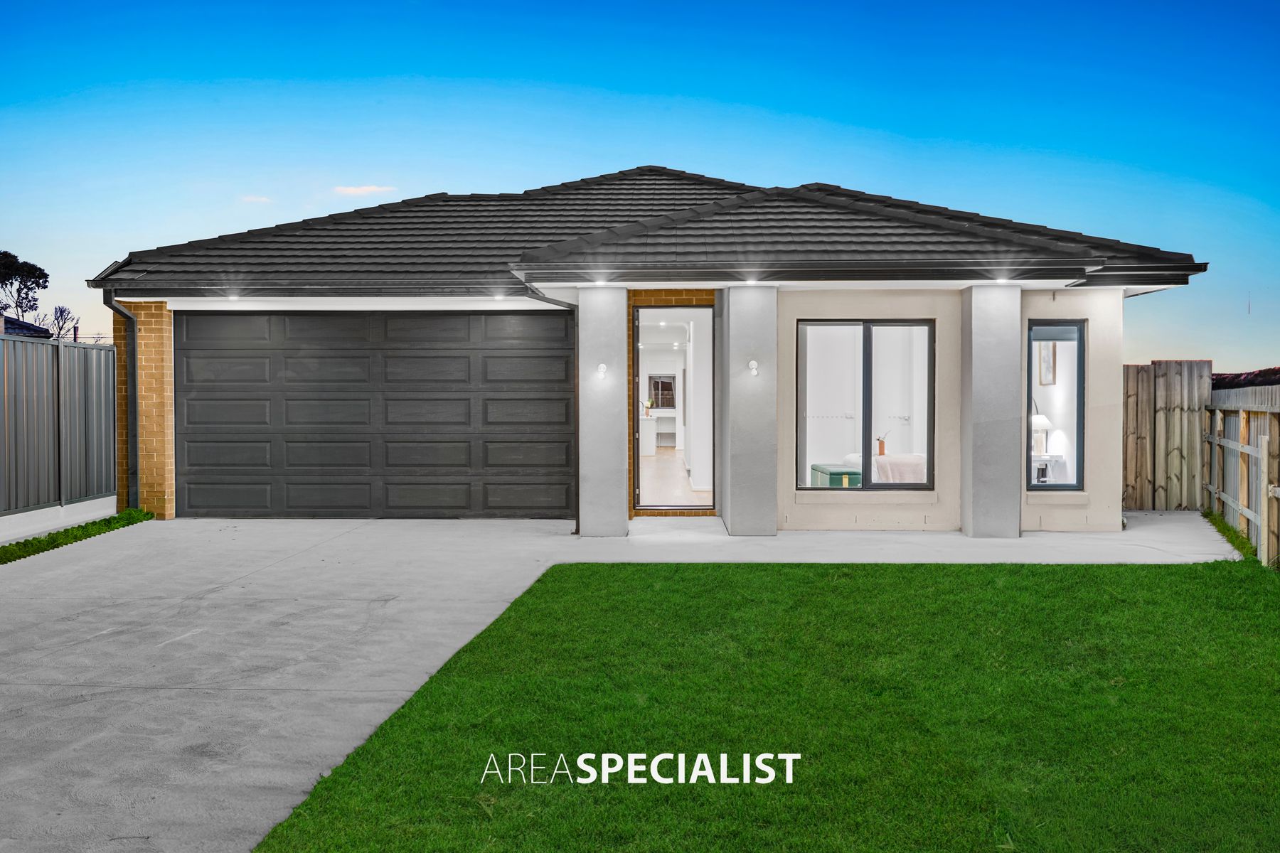 54 Guru Boulevard, Lynbrook, Lynbrook - Thumbnail 3