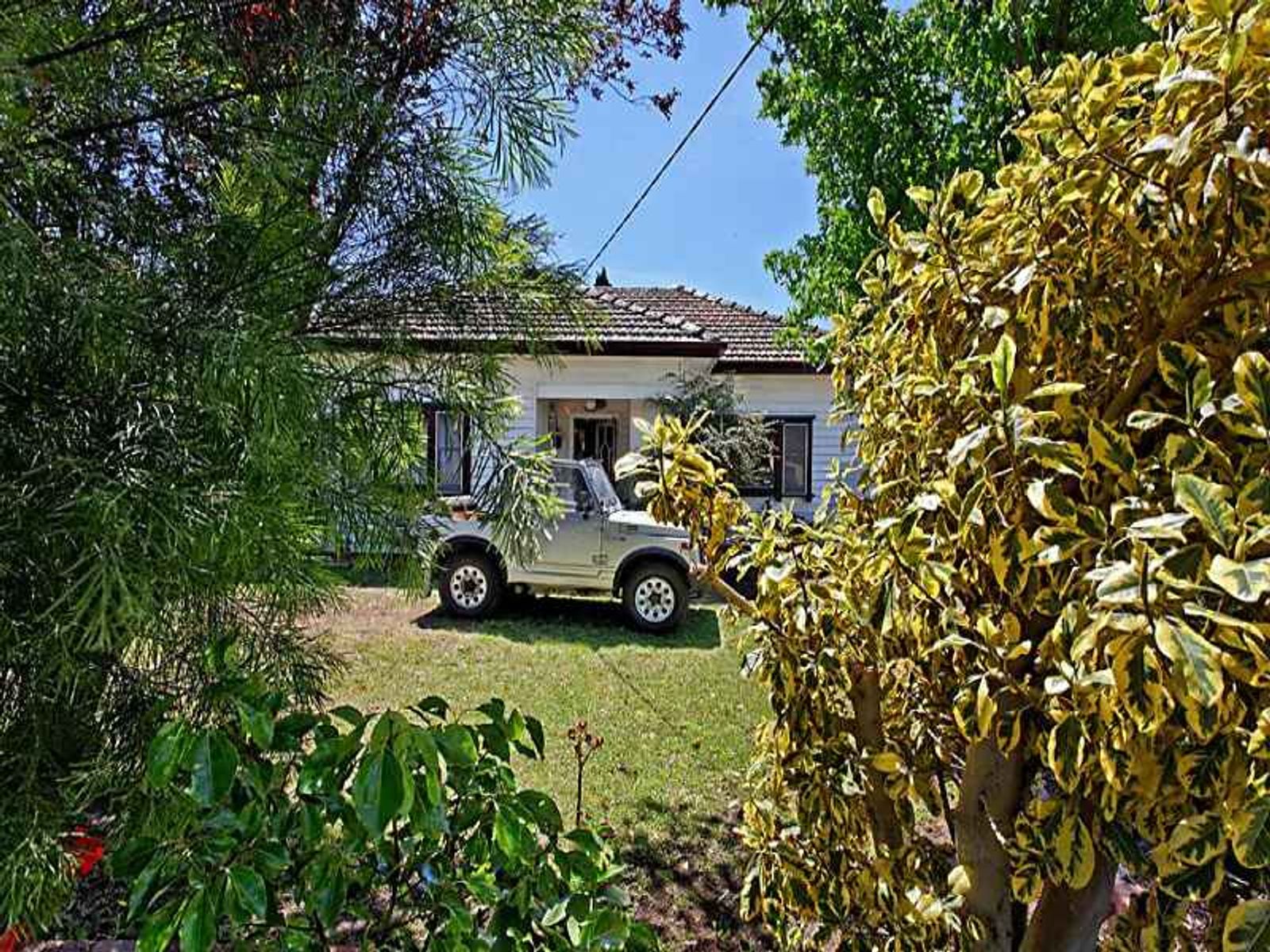 84 KING EDWARD AVENUE, Albion - Thumbnail 4