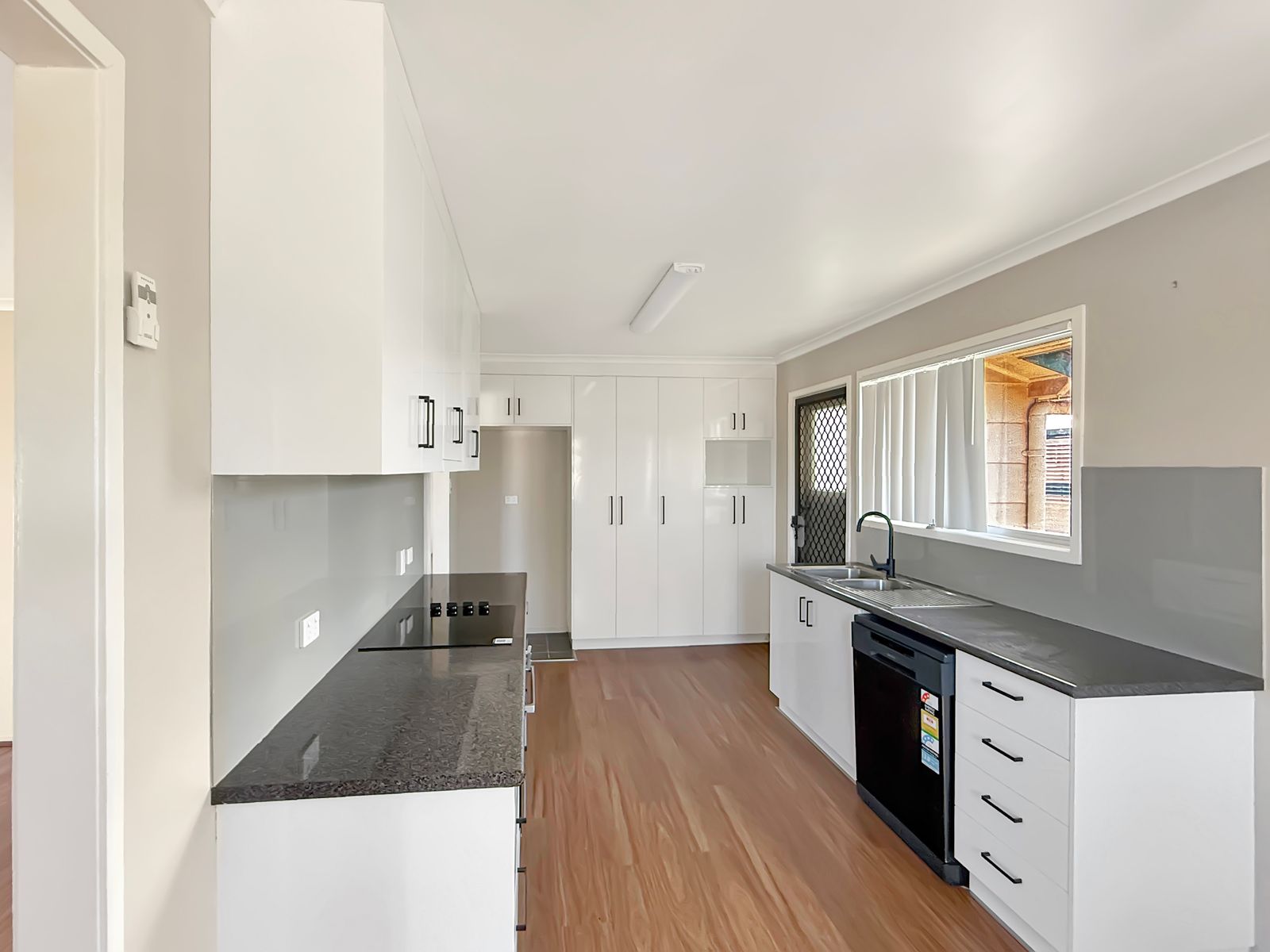 4 Kathleen Street, Sarina QLD 4737, Sarina - Thumbnail 5