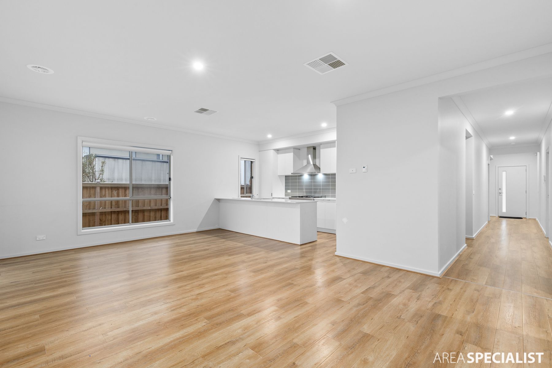 9 Plenitude Road, Tarneit, VIC 3029, Tarneit - Thumbnail 3