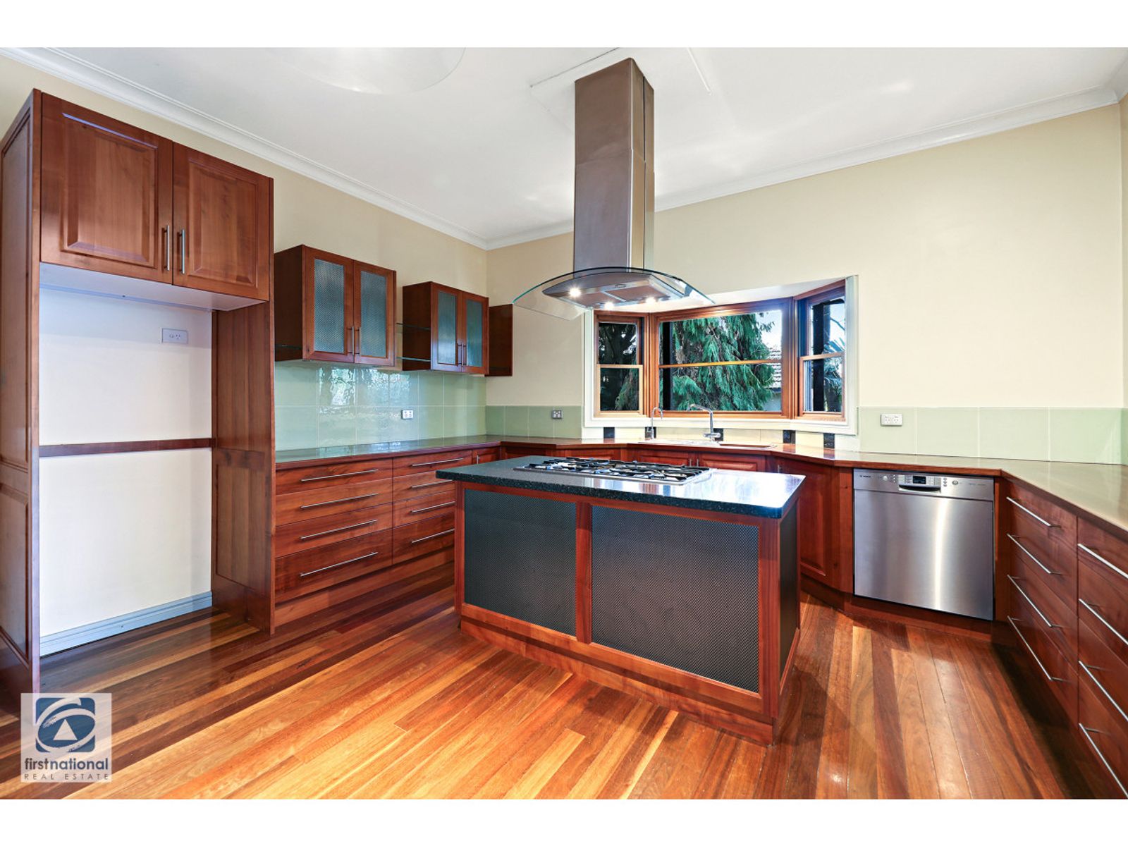 6 Brandy Creek Road, Warragul, VIC 3820, Warragul - Thumbnail 2