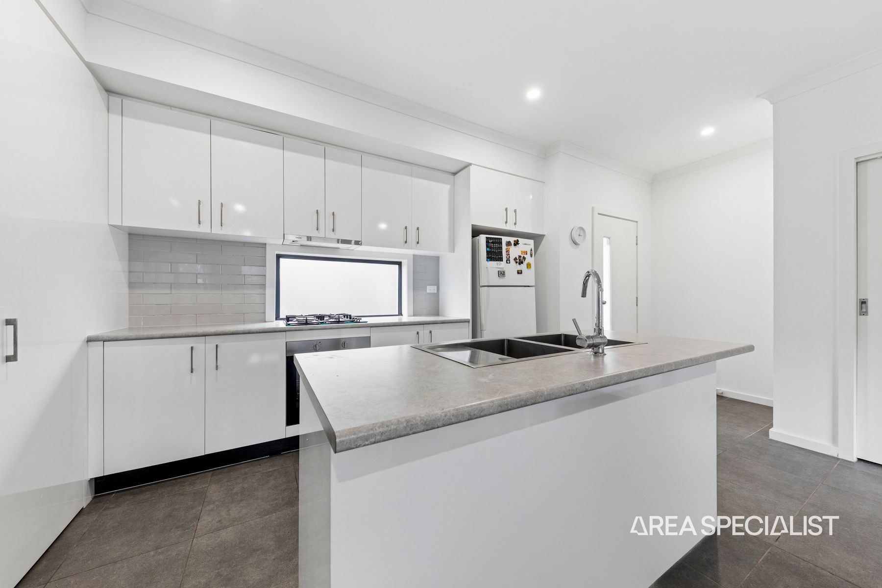 6 Kanuri Way, Pakenham, VIC 3810, Pakenham - Thumbnail 4