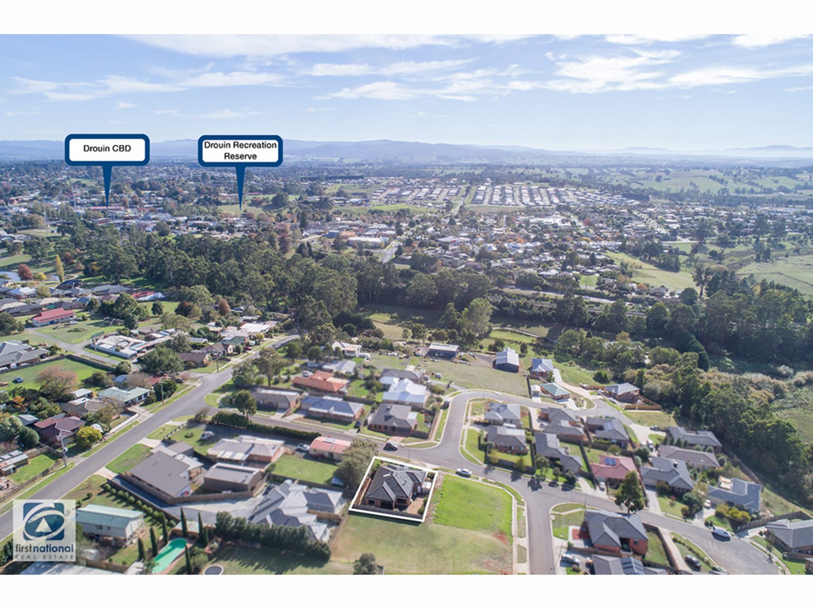 16 Vivian Court, Drouin, VIC 3818, Drouin - Thumbnail 2