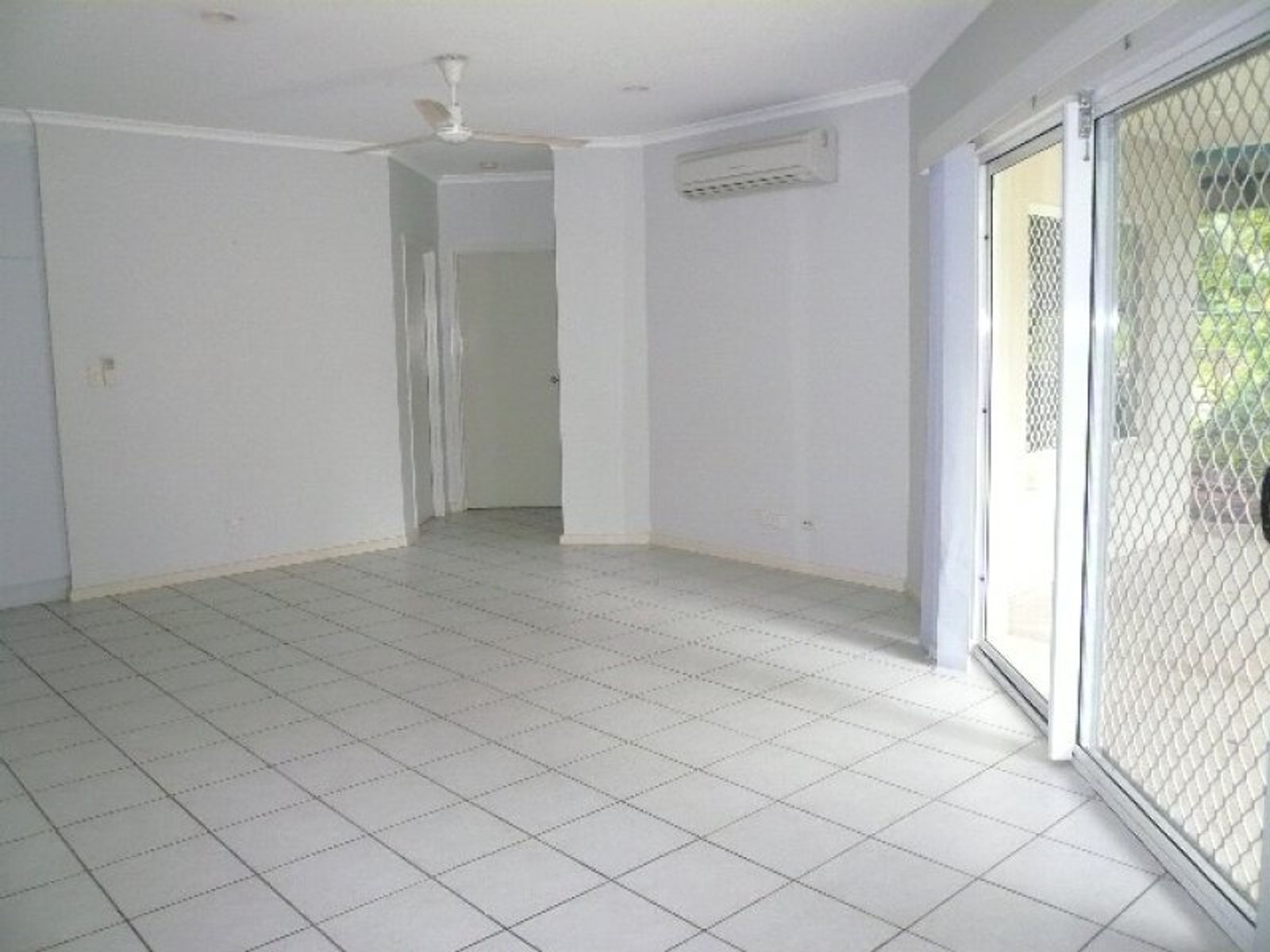 Contact Agent, Gunn NT 0832, Gunn - Thumbnail 2