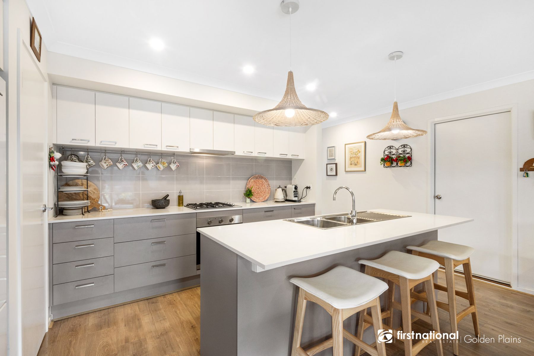 12 Farrell Street, Bannockburn VIC 3331, Bannockburn - Thumbnail 2