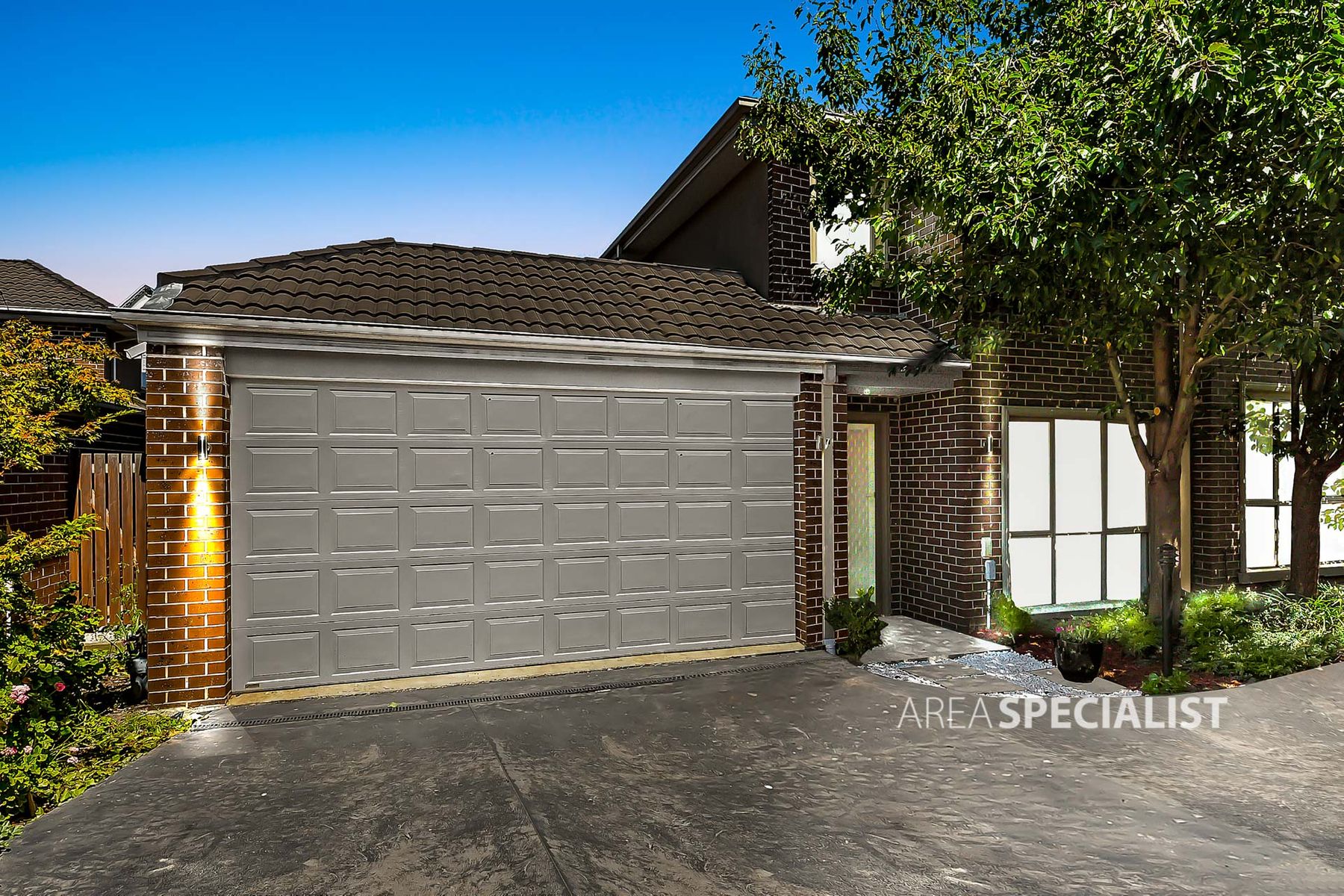 7/70, Springvale - Thumbnail 2
