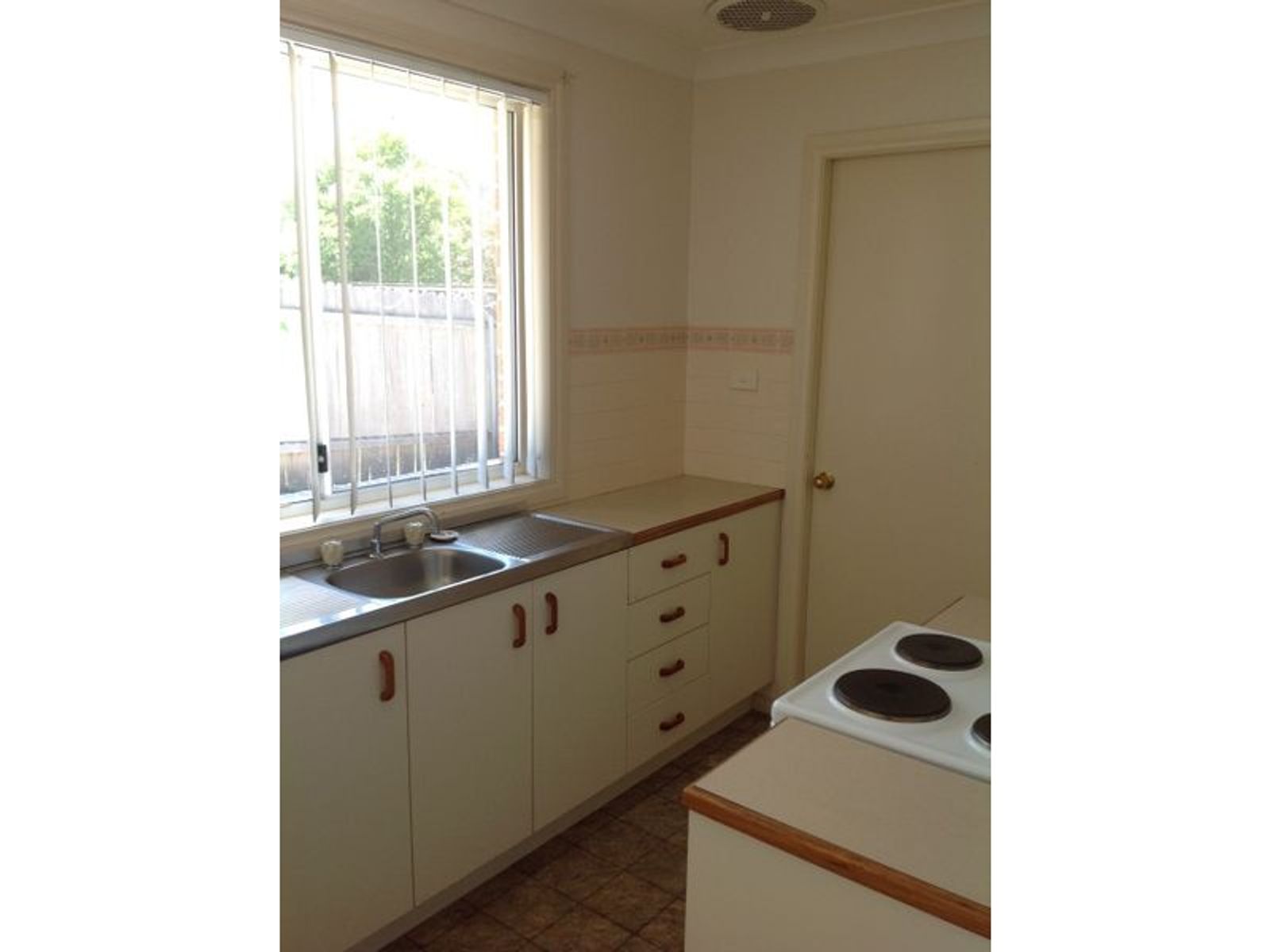 1/15A Hill Street, West Bathurst NSW 2795, West Bathurst - Thumbnail 3