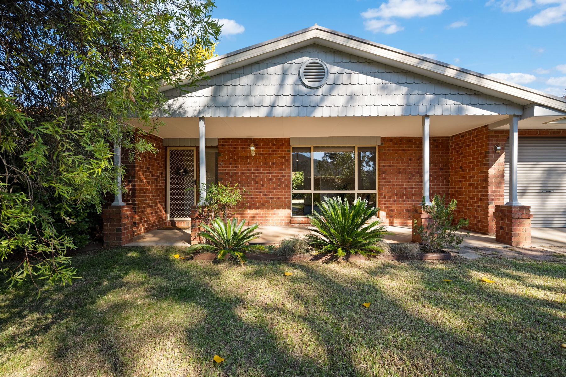 28 Gavan Street, Bright VIC 3741, Bright - Thumbnail 2