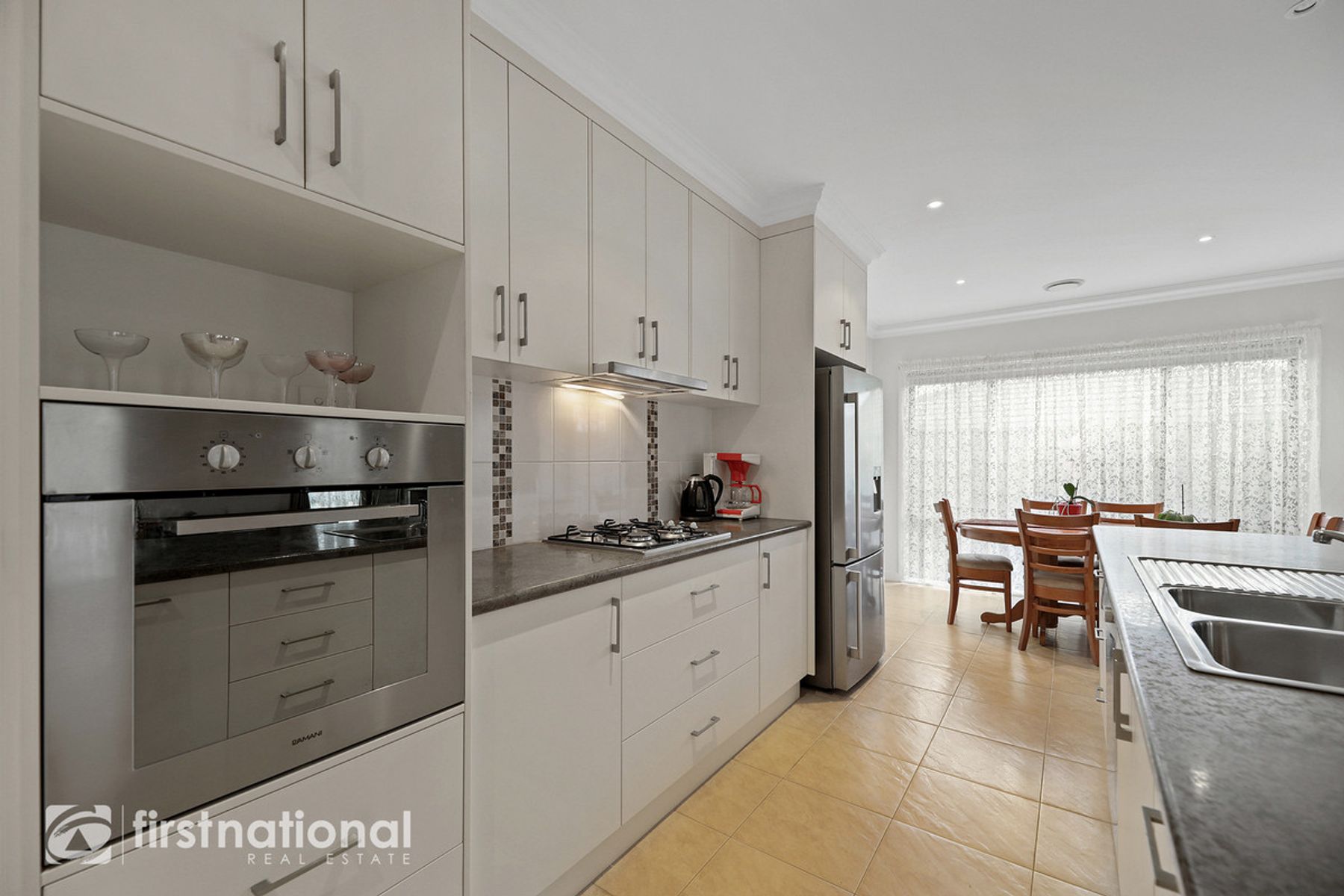 17 McMillan Drive, Warragul, VIC 3820, Warragul - Thumbnail 4