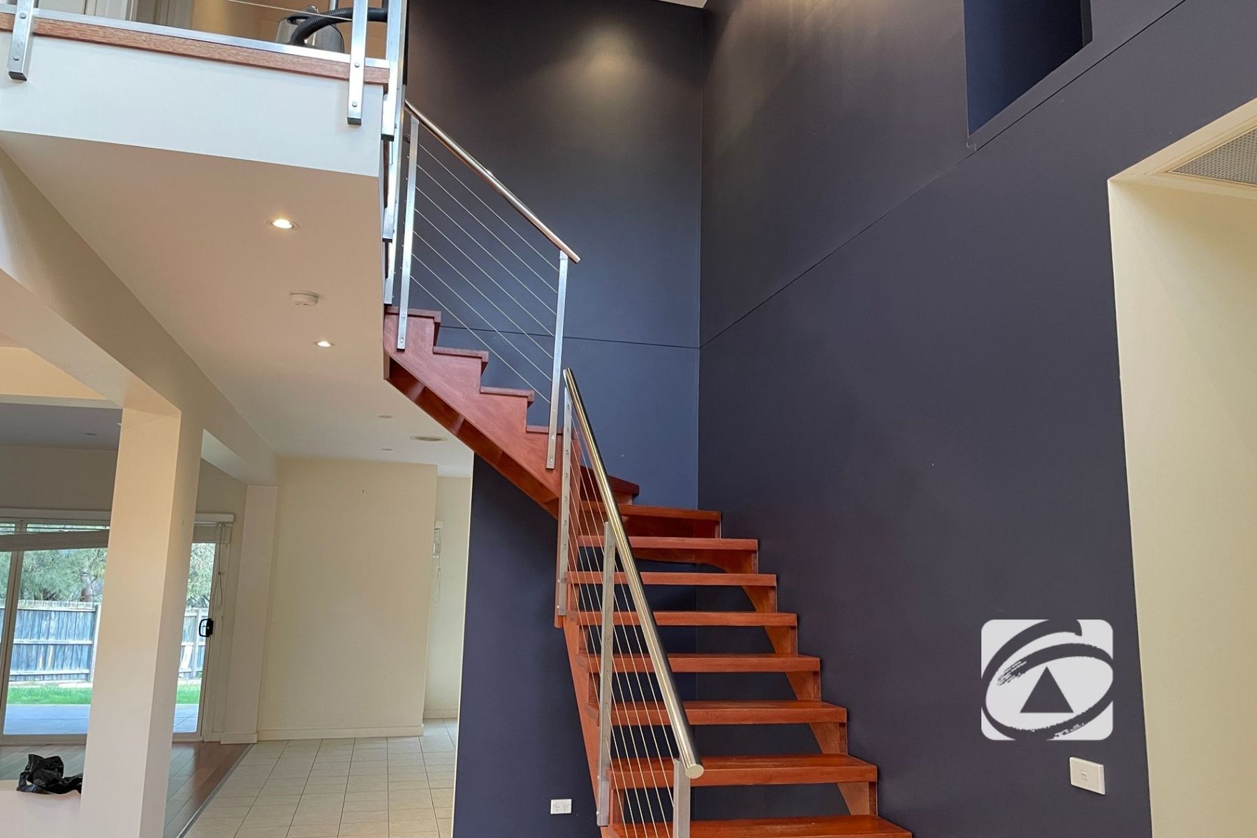 33 Cunneen Crescent, Berwick VIC 3806, Berwick - Thumbnail 2