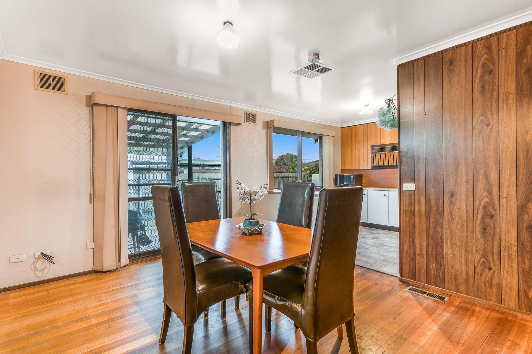 15 Greenglade Court, Noble Park, VIC 3174, Noble Park - Thumbnail 4