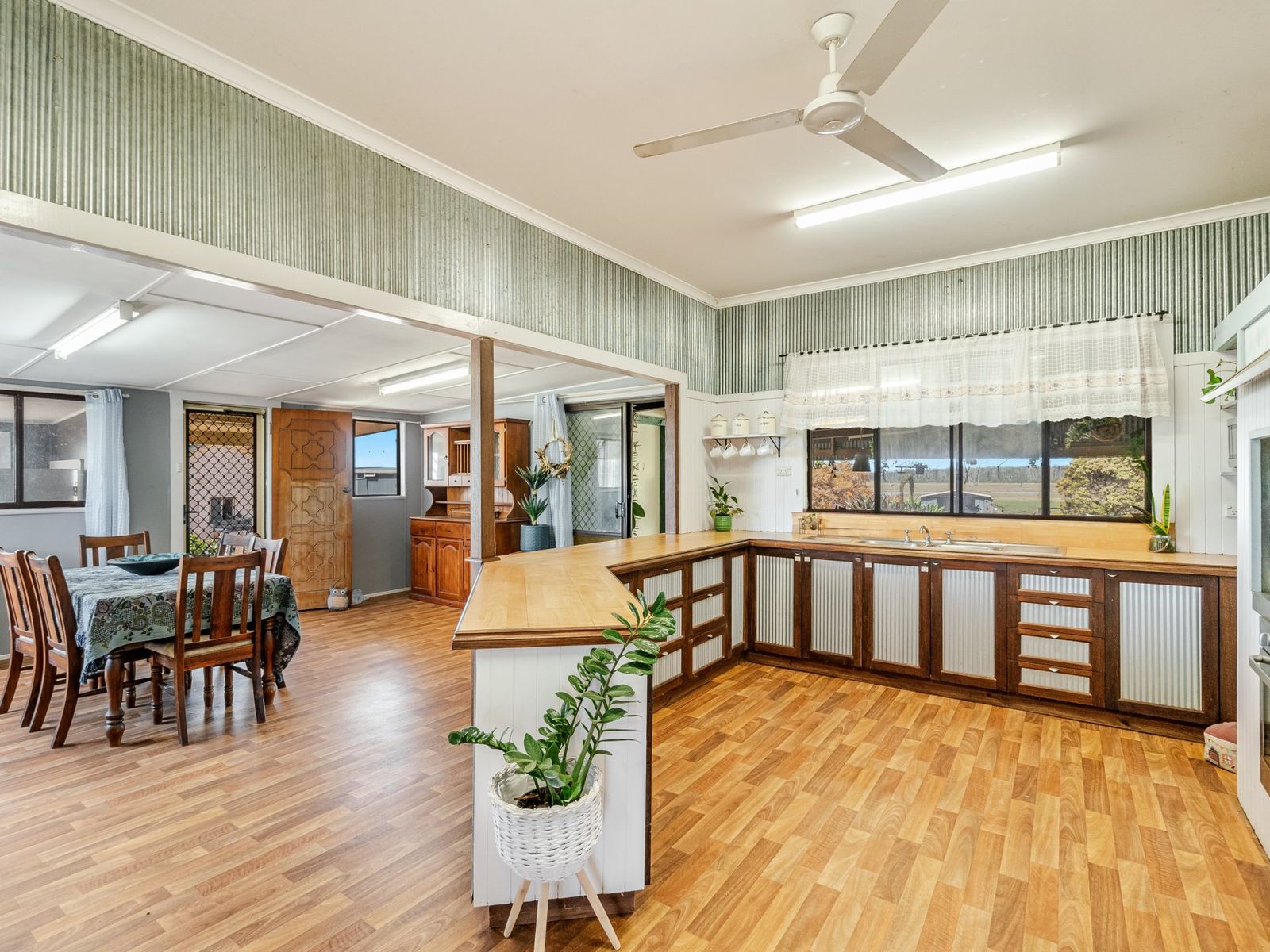 774 Myrtle Creek Road, Myrtle Creek - Thumbnail 5