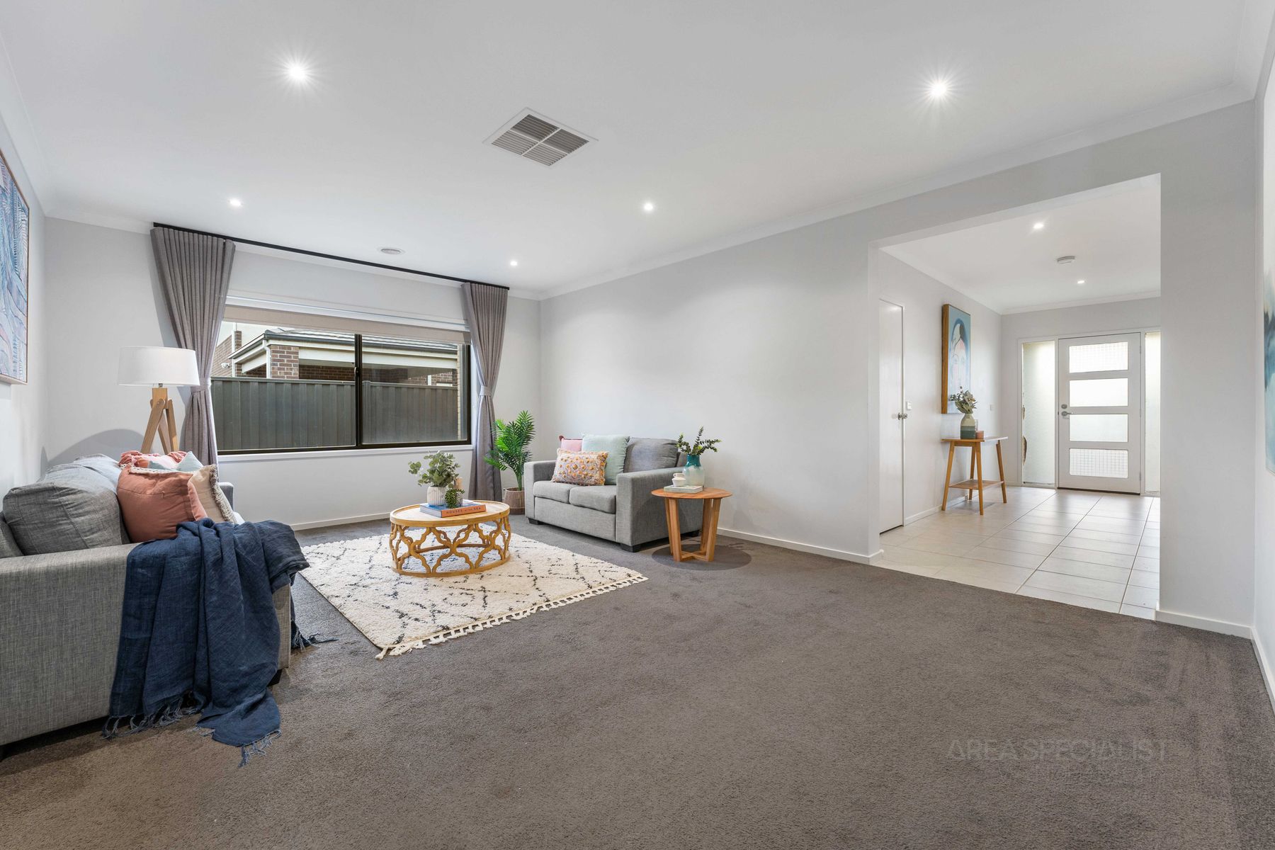 25 Satellite Drive, Werribee, VIC 3030, Werribee - Thumbnail 4