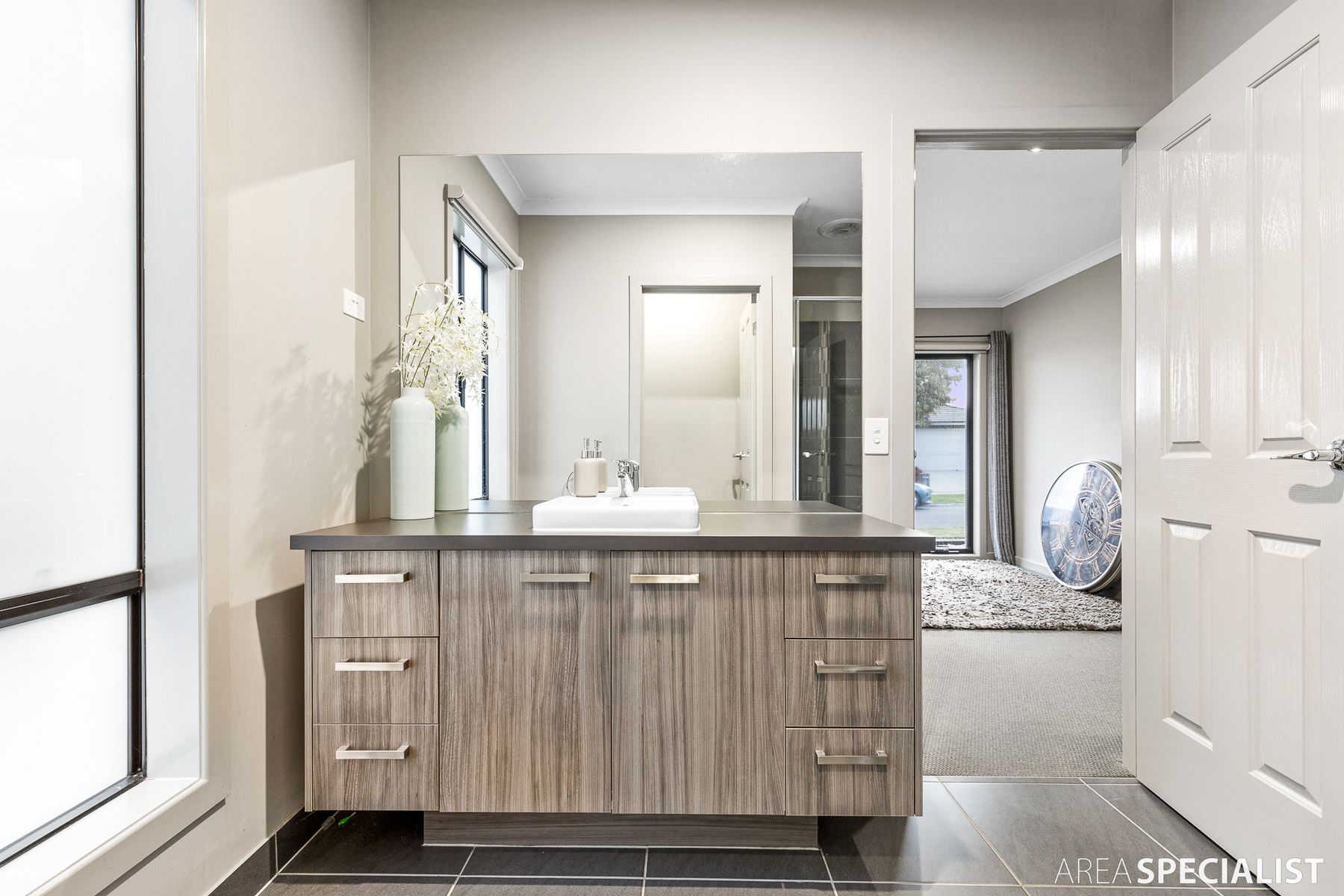 39 Kurrali Crescent, Werribee, VIC 3030, Werribee - Thumbnail 4