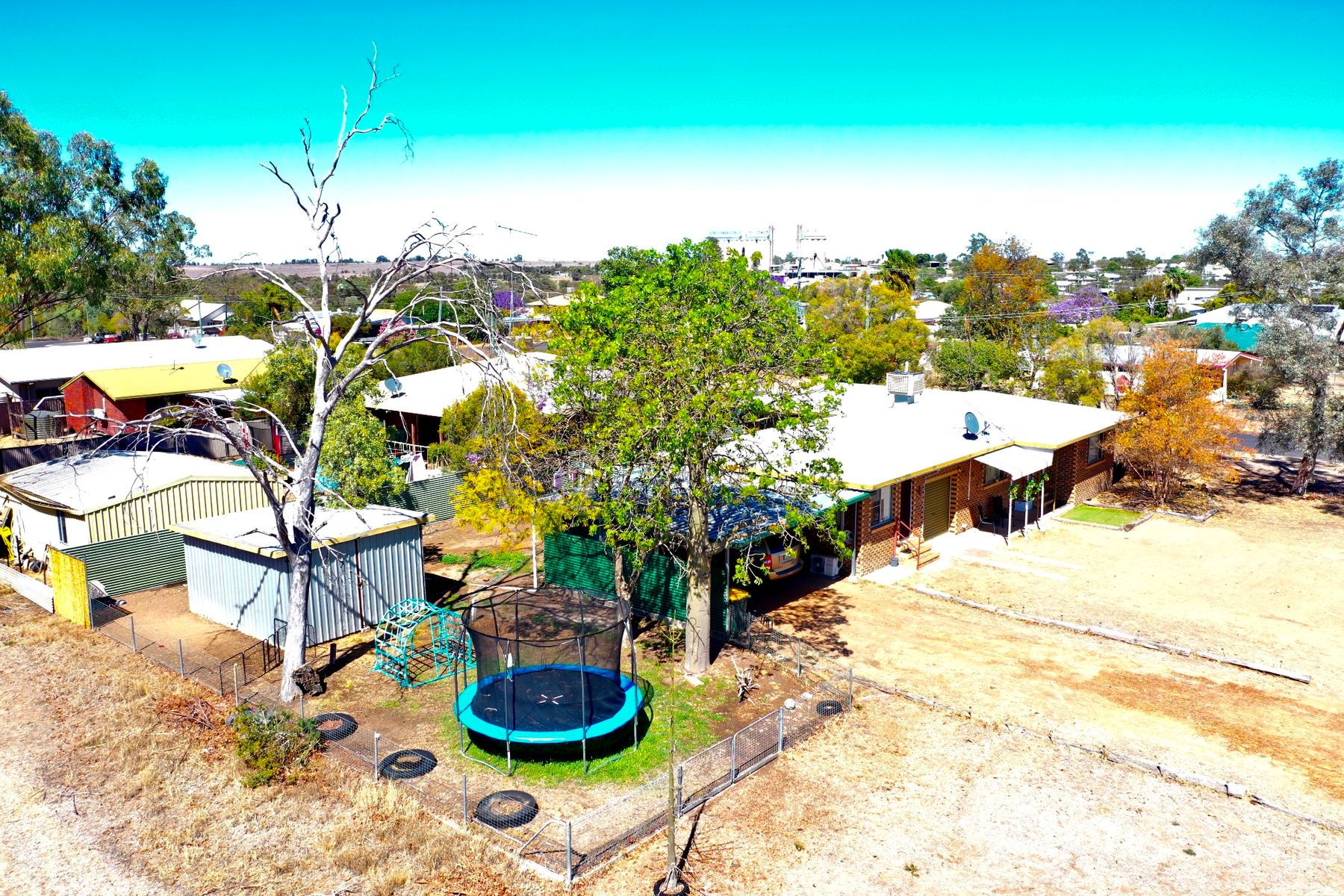 10 Stiller Street, Wandoan QLD 4419