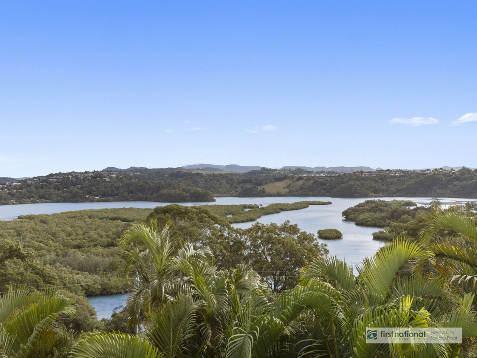 11 Lakeview Parade, Tweed Heads South NSW 2486