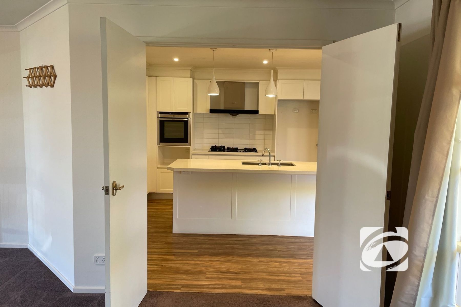 1 Tingle Close, Narre Warren VIC 3805, Narre Warren - Thumbnail 3