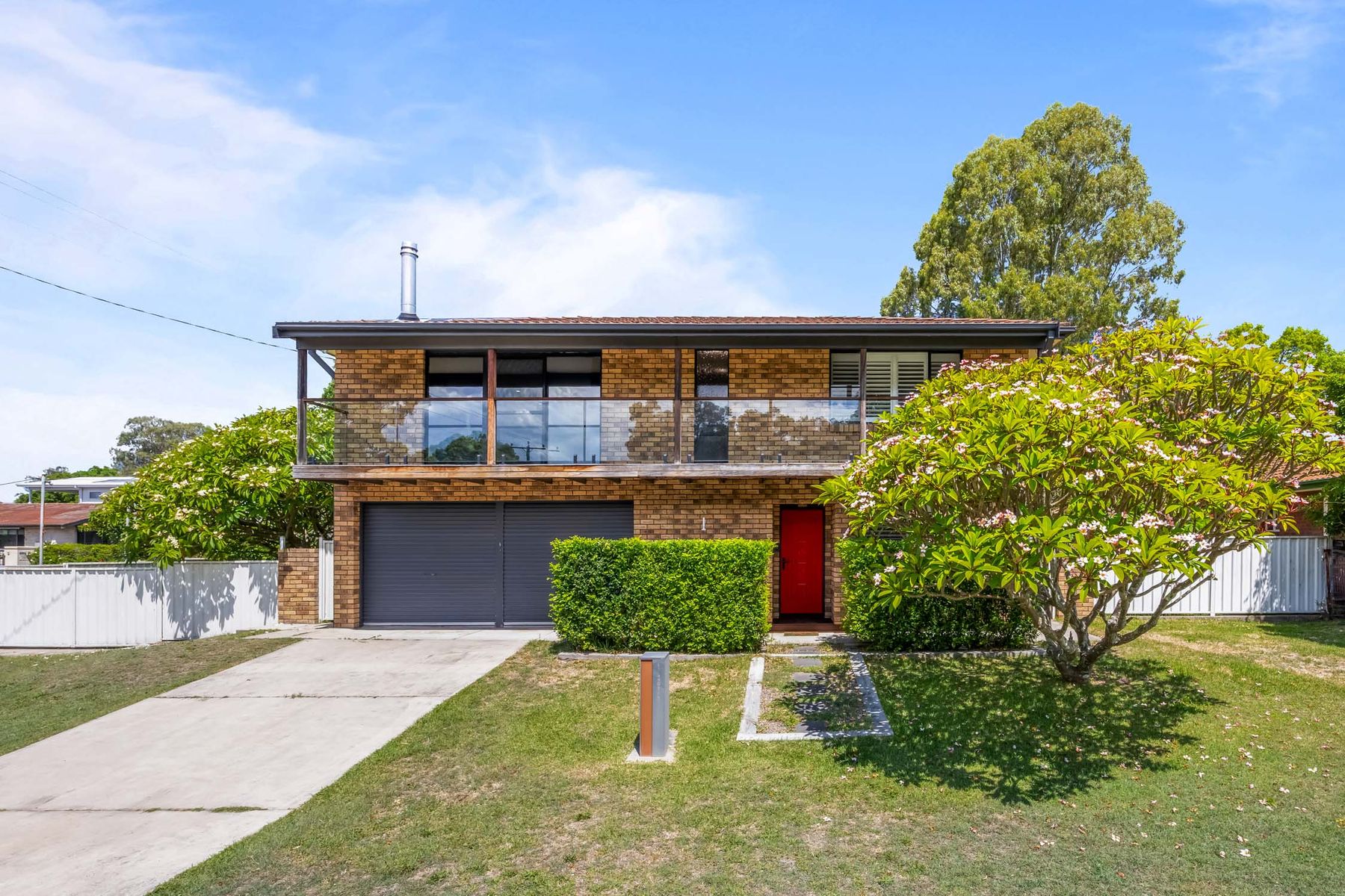 1 Angela Close, Carey Bay NSW 2283