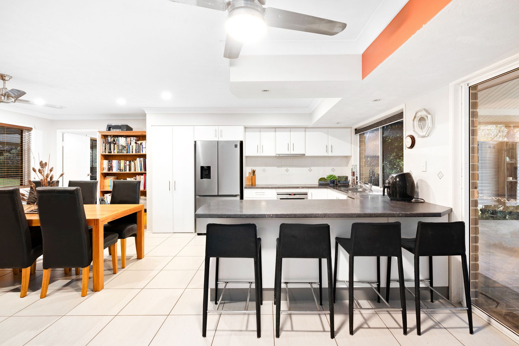 118-120 Merluna Road, Park Ridge South QLD 4125, Park Ridge South - Thumbnail 2