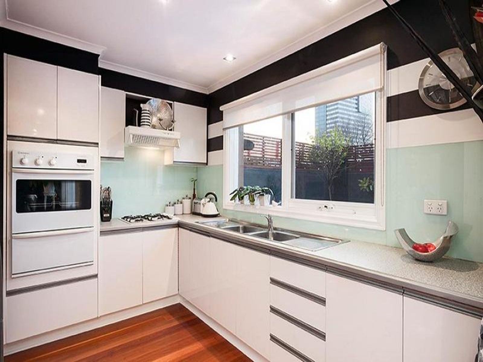 6/14-16 Lennon Street, Parkville - Thumbnail 6