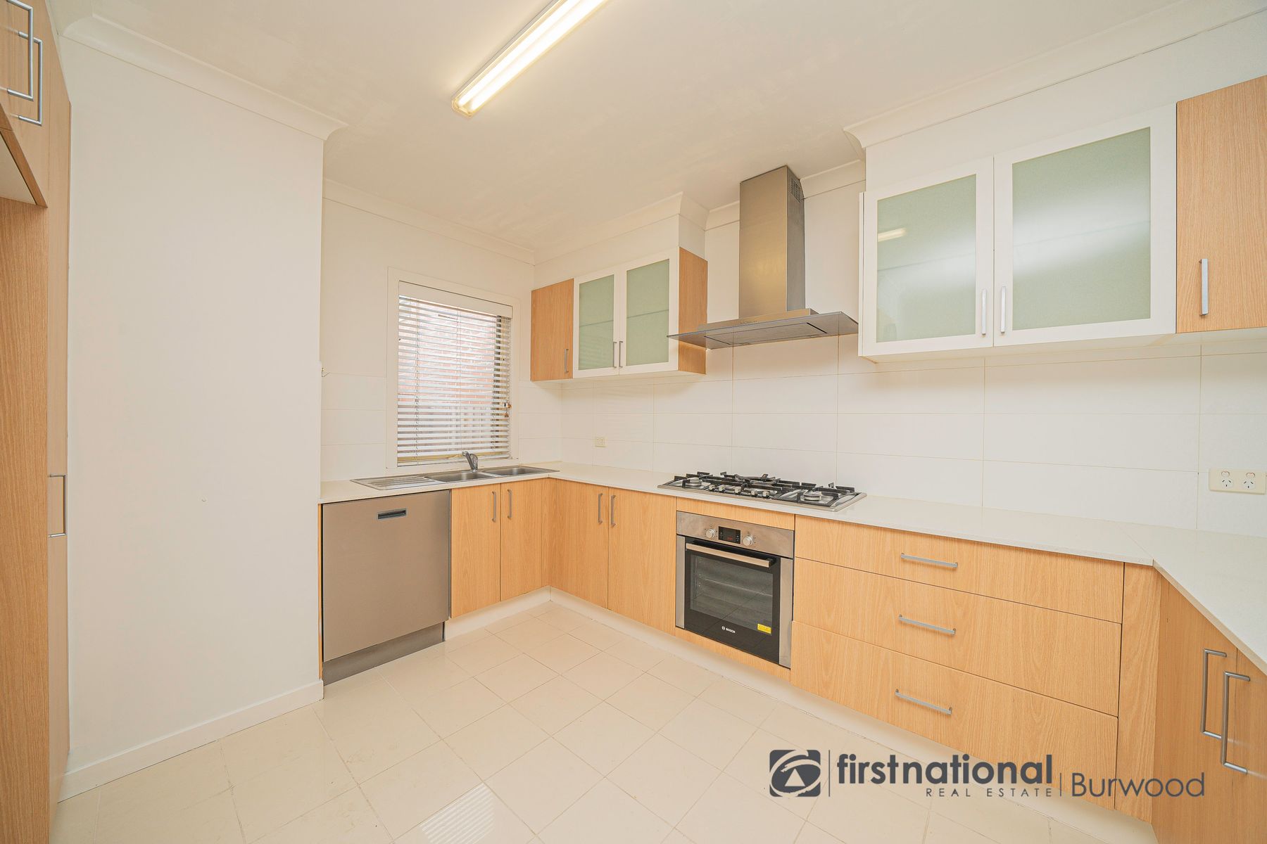 2/9 Packer Street, Murrumbeena VIC 3163, Murrumbeena - Thumbnail 4