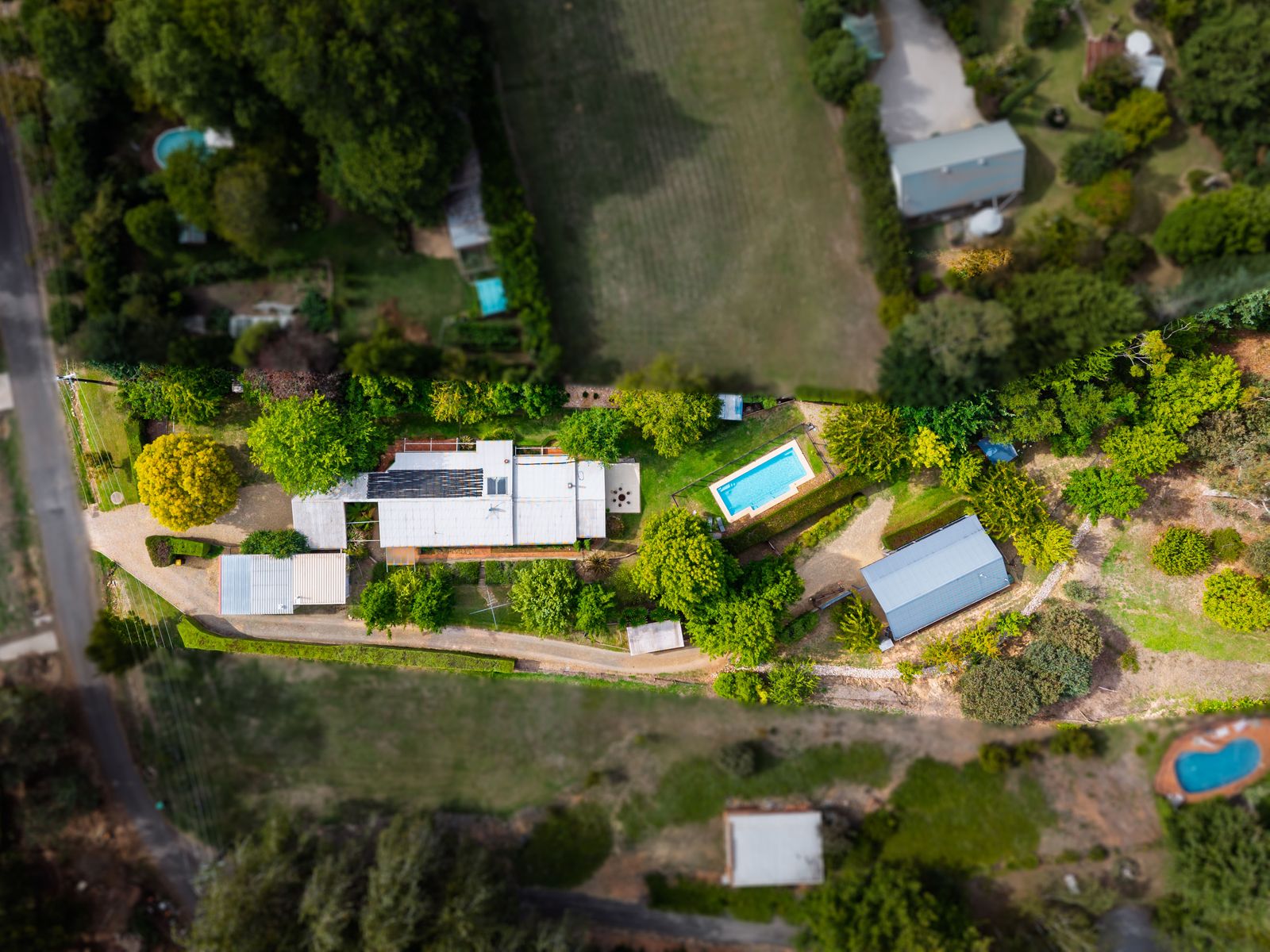 2 Houghs Lane, Bright VIC 3741, Bright - Thumbnail 2