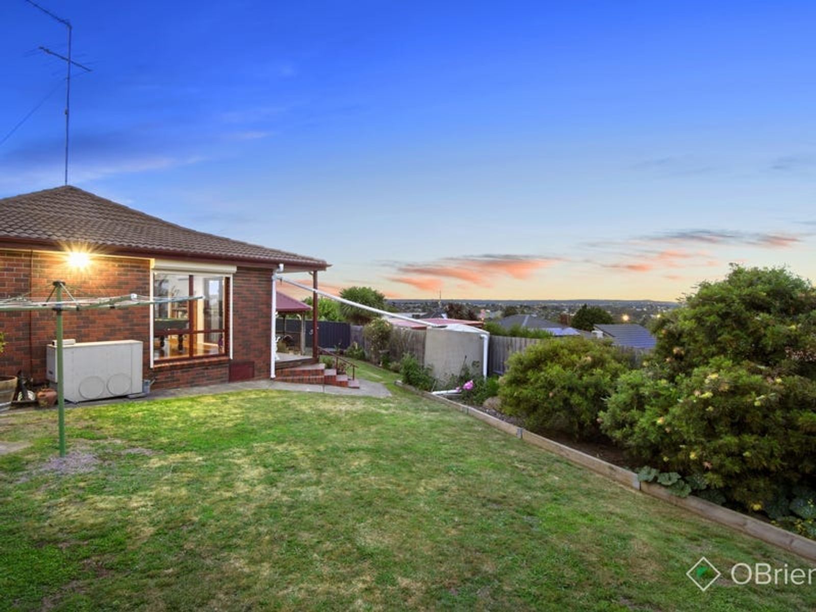 4 Lindsay Close, Endeavour Hills, VIC 3802, Endeavour Hills - Thumbnail 8