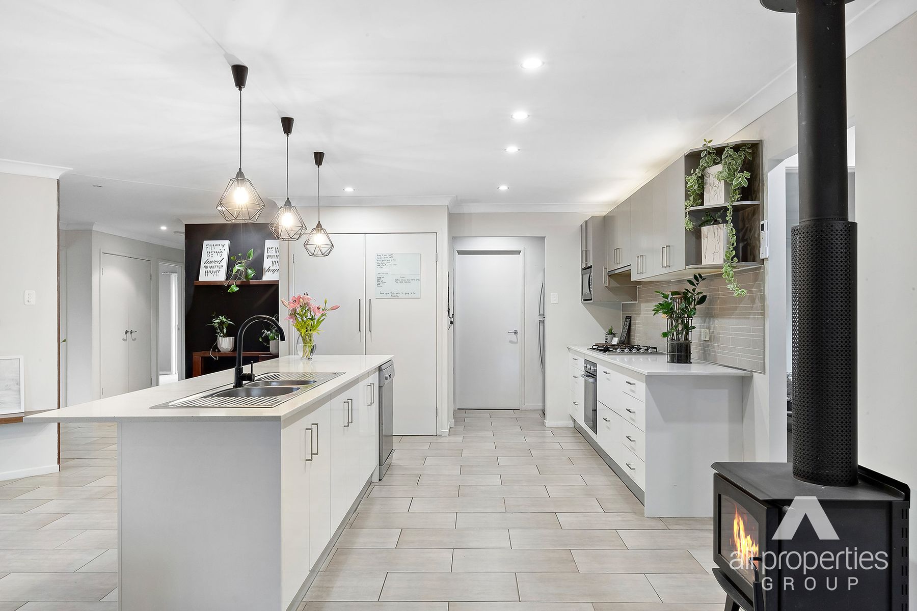 5 Skyview Court, Flagstone QLD 4280, Flagstone - Thumbnail 4