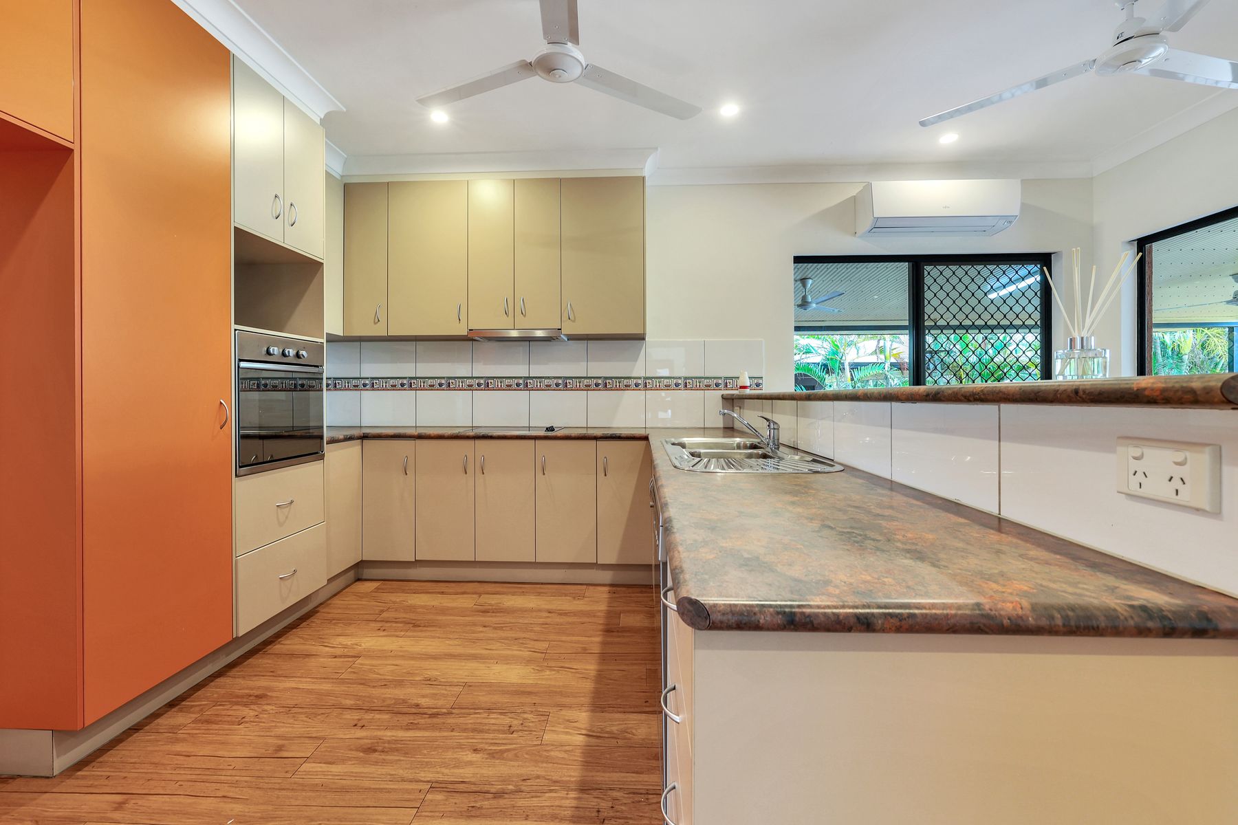 13 Kenbi Place, Rosebery NT 0832, Rosebery - Thumbnail 5