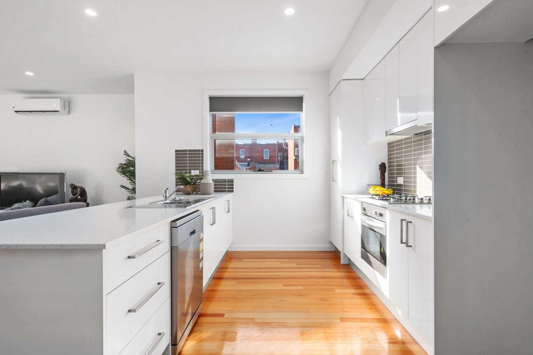 8/82 Richardson Street, Essendon, VIC 3040, Essendon - Thumbnail 4