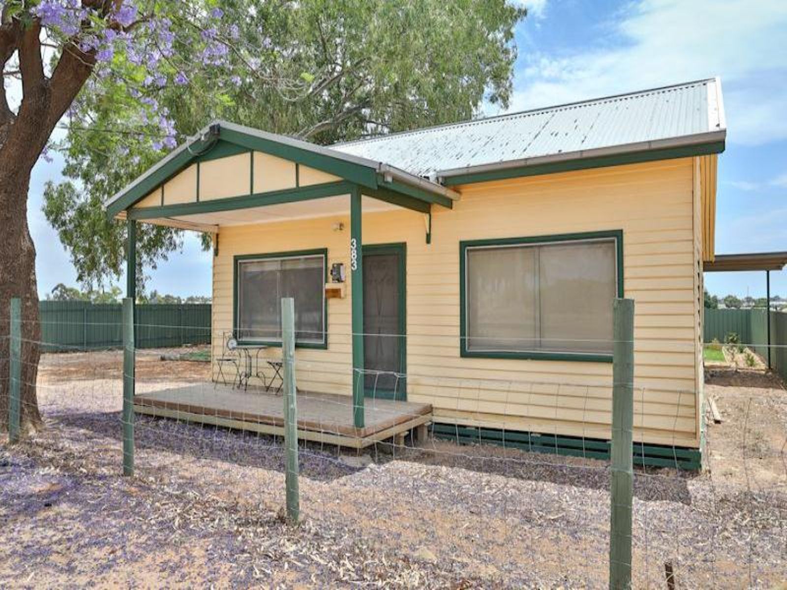 383-385 Cowra Avenue, Mildura - Image 1