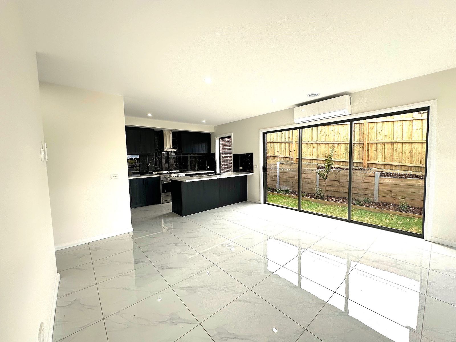1/19 Boanyoo Road, Drouin VIC 3818, Drouin - Thumbnail 5
