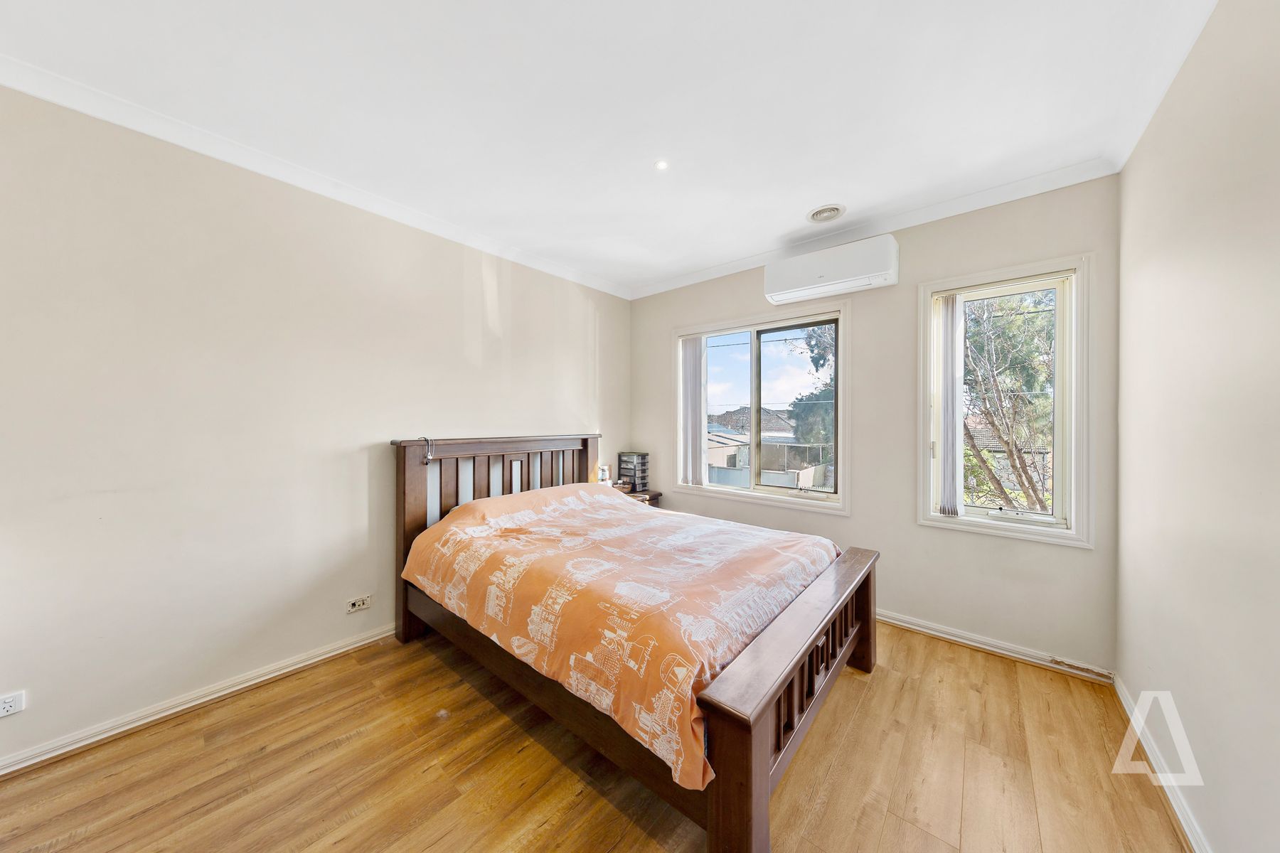 2/2 McArthur Avenue, St Albans, St Albans - Thumbnail 2