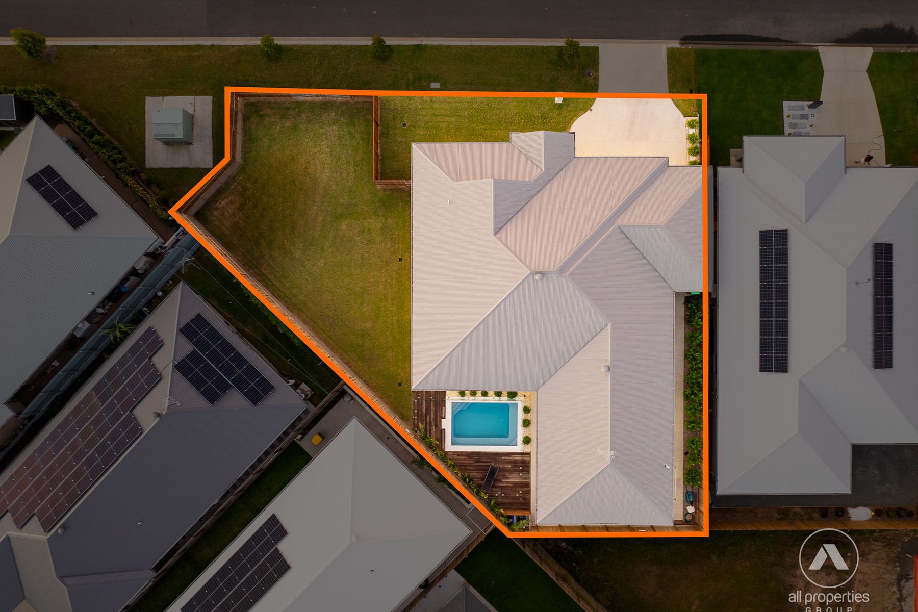 128 Tuscan Circuit, Greenbank QLD 4124, Greenbank - Thumbnail 2