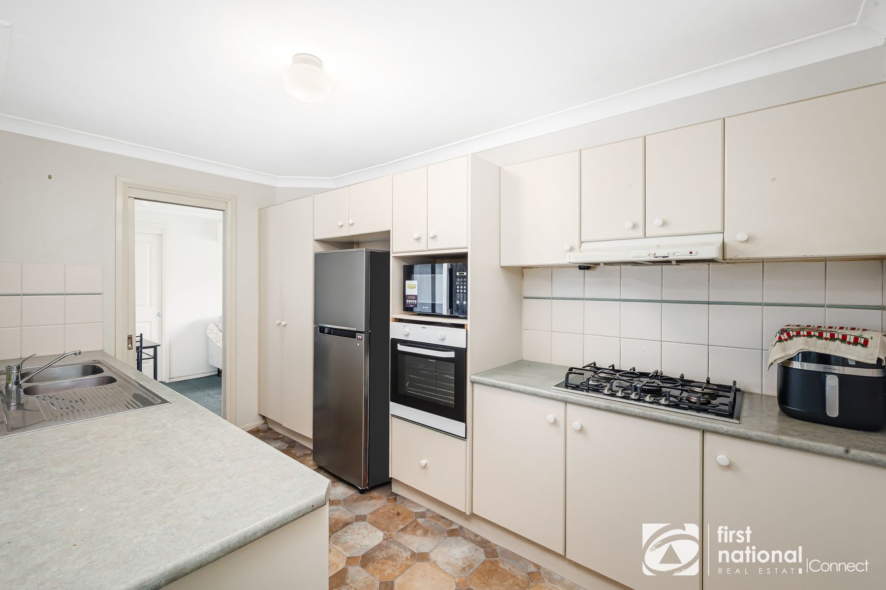 25D Douglas Road, Quakers Hill NSW 2763, Quakers Hill - Thumbnail 6