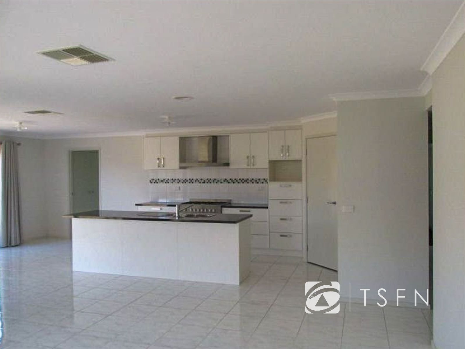 16 Amanda Dr, Maiden Gully VIC 3551, Maiden Gully - Thumbnail 2