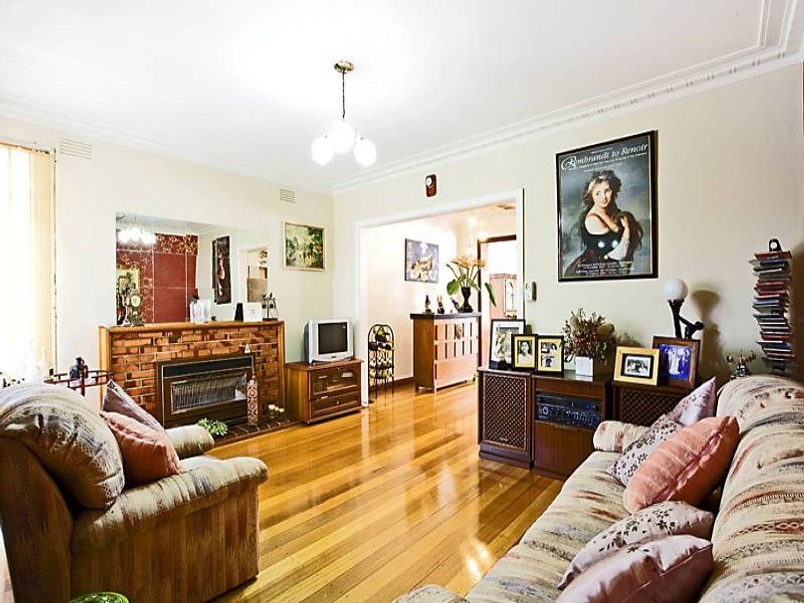 39 Ogilvie Street, Essendon - Thumbnail 4