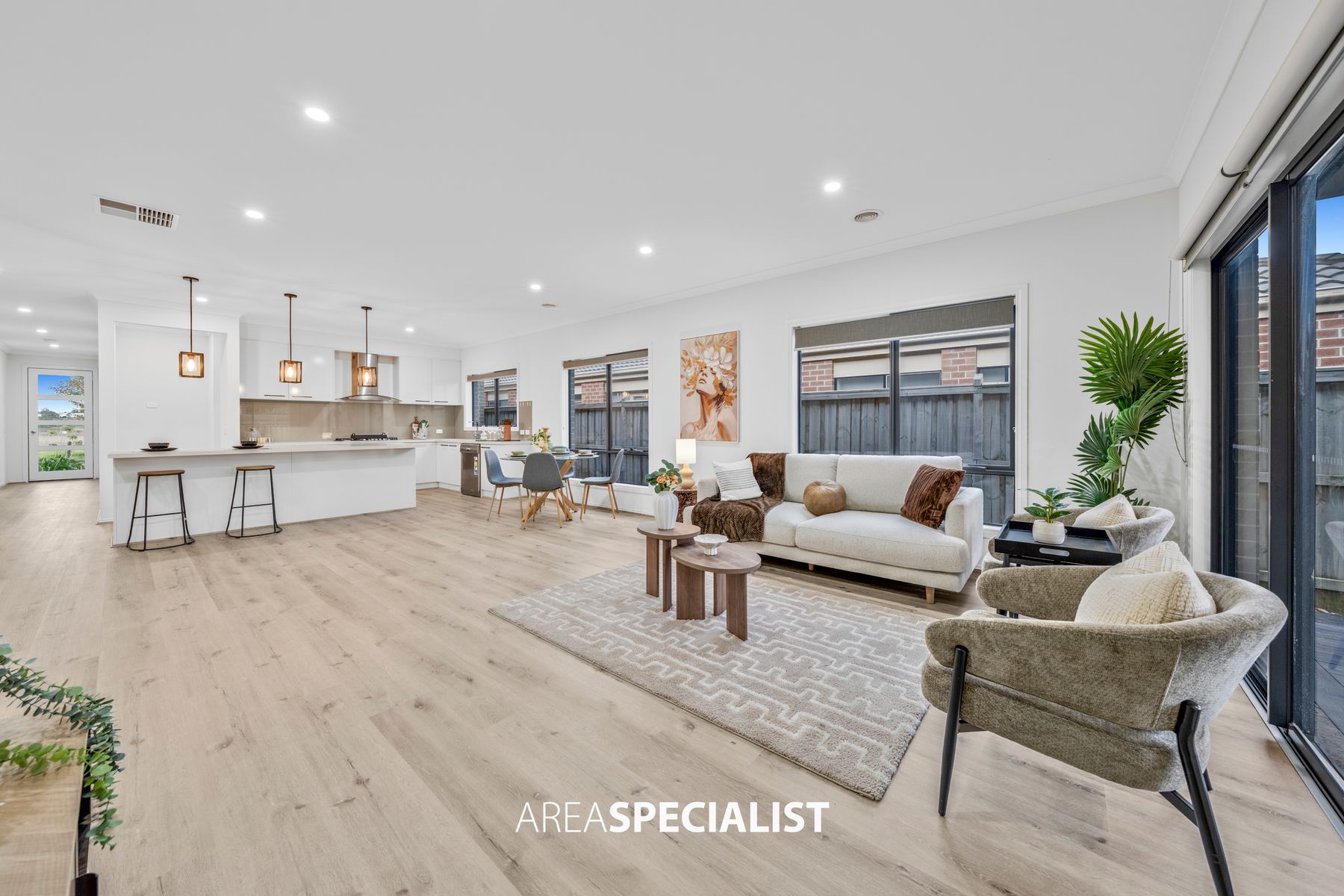 6 Bales Road, Cranbourne East, Cranbourne East - Thumbnail 4