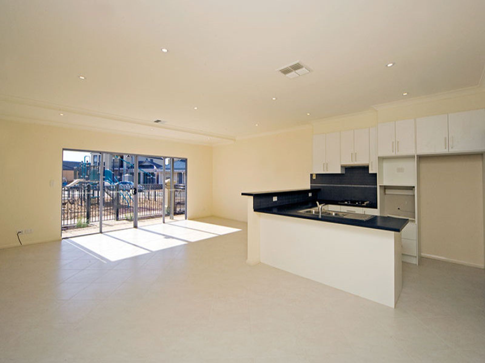 62 & 70 Hindmarsh Street, Mawson Lakes, SA 5095, Mawson Lakes - Thumbnail 2