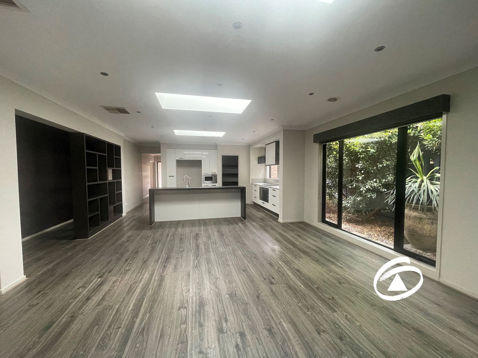 21 Penshurst Crescent, Officer VIC 3809, Officer - Thumbnail 6