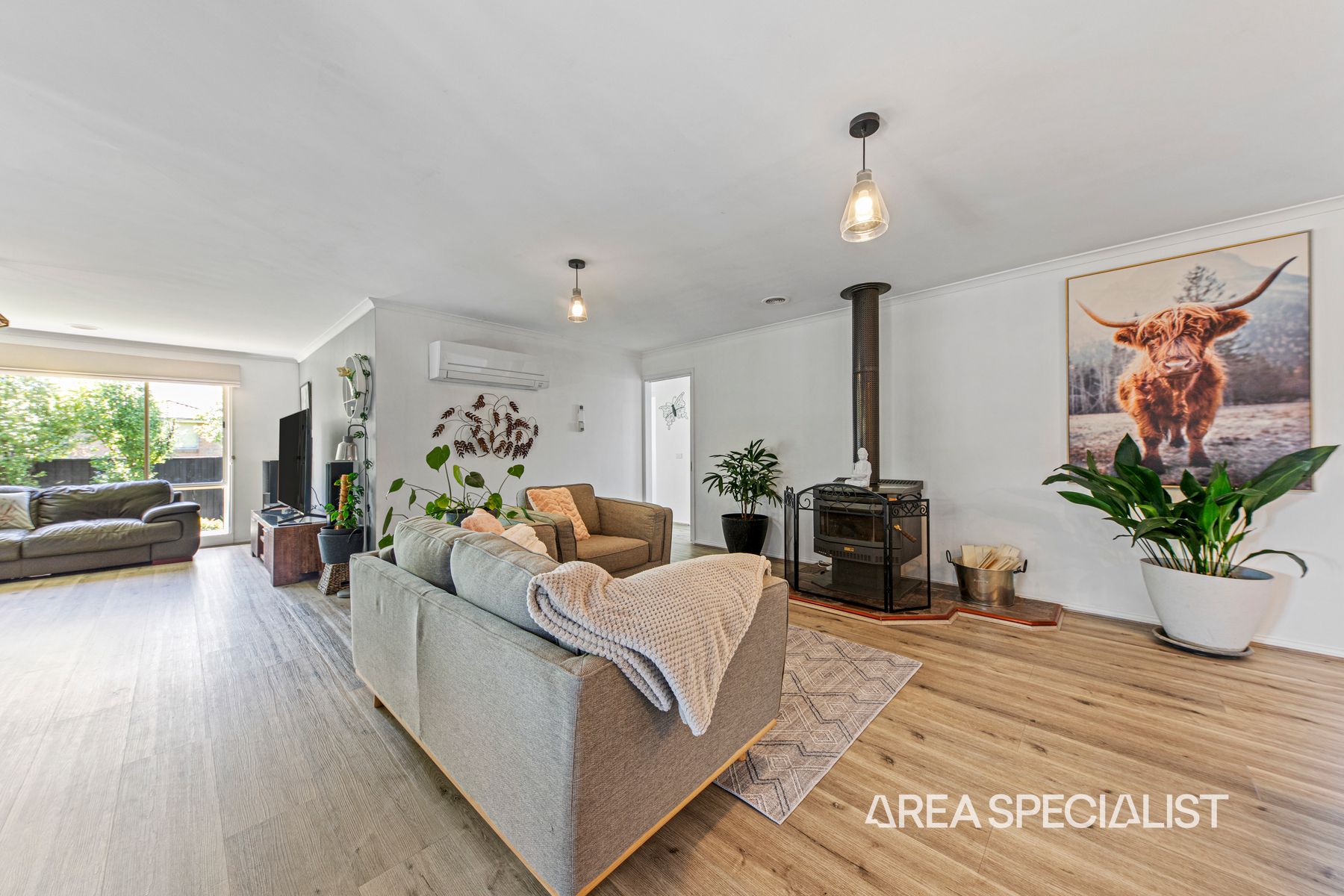 49 Sybella Avenue, Koo Wee Rup, VIC 3981, Koo Wee Rup - Thumbnail 6