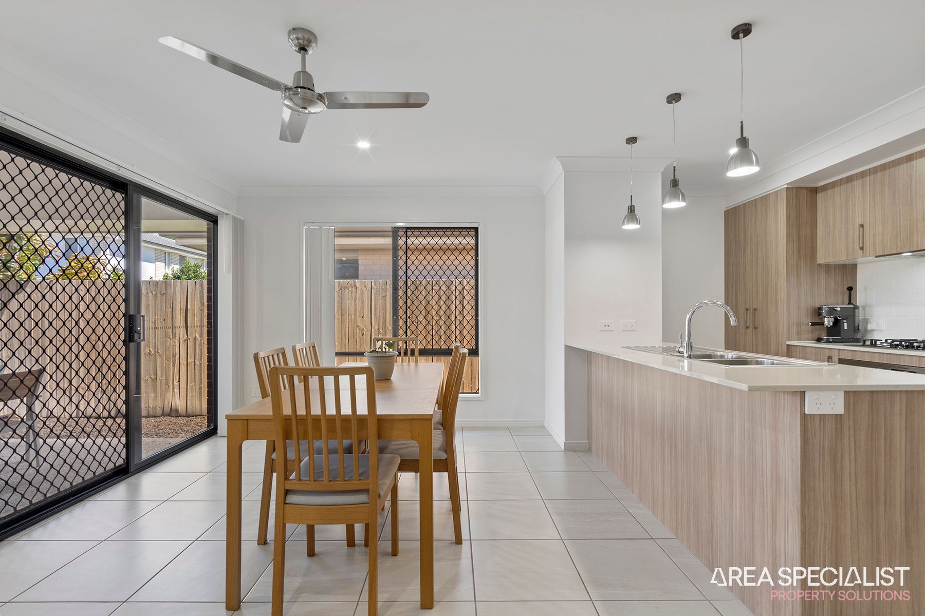 12 Macmillan Loop, Belivah, QLD 4207, Belivah - Thumbnail 4