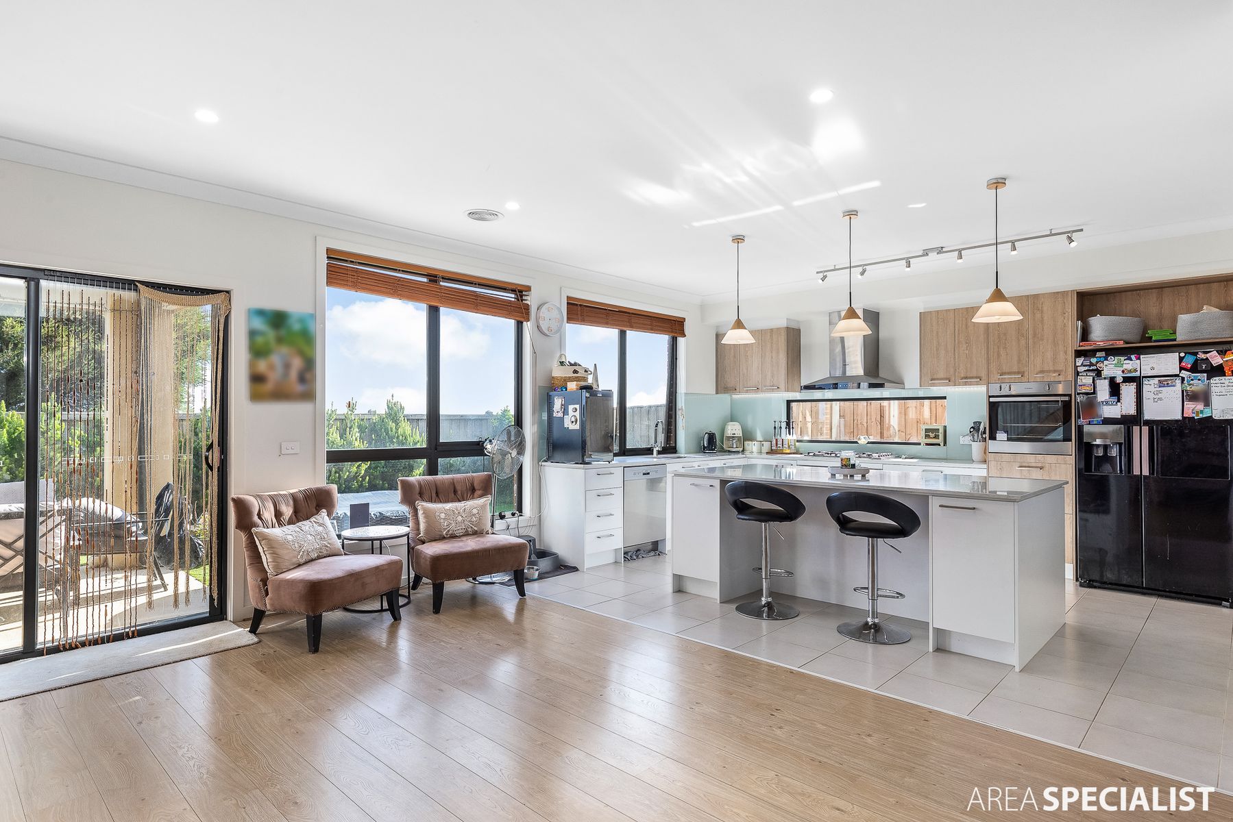 8 Dusty Drive, Point Cook, VIC 3030, Point Cook - Thumbnail 6