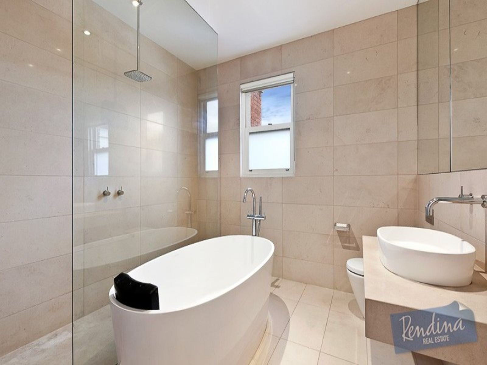 15 Ormond Street, Kensington - Thumbnail 2