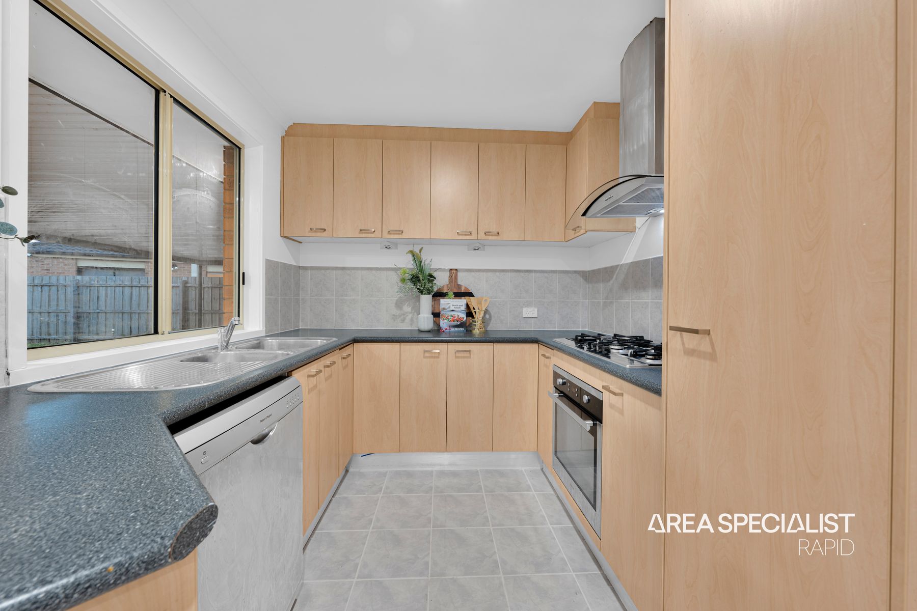 2 Macleod Way, Lynbrook, VIC 3975, Lynbrook - Thumbnail 7