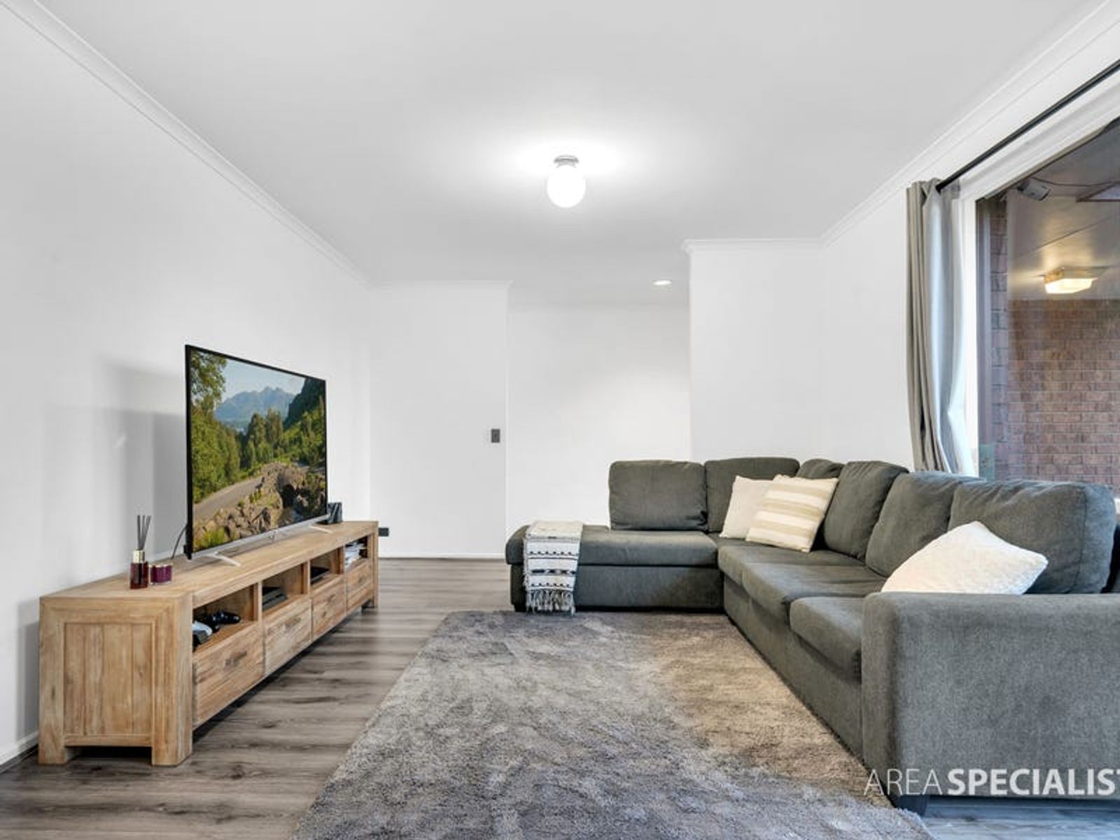 14 Manisa Place, Cranbourne West, VIC 3977, Cranbourne West - Thumbnail 2