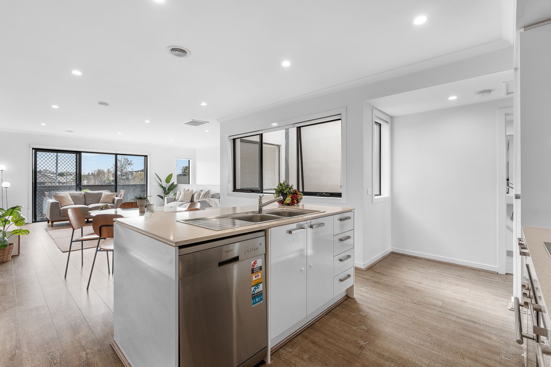 90 Marathon Boulevard, Craigieburn, VIC 3064, Craigieburn - Thumbnail 8