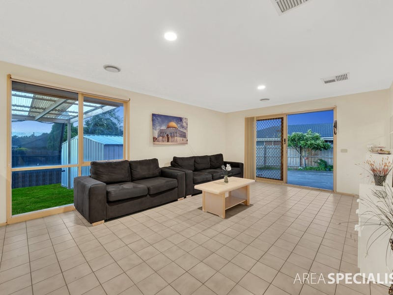 110 Oaktree Drive, Hampton Park, VIC 3976, Hampton Park - Thumbnail 3