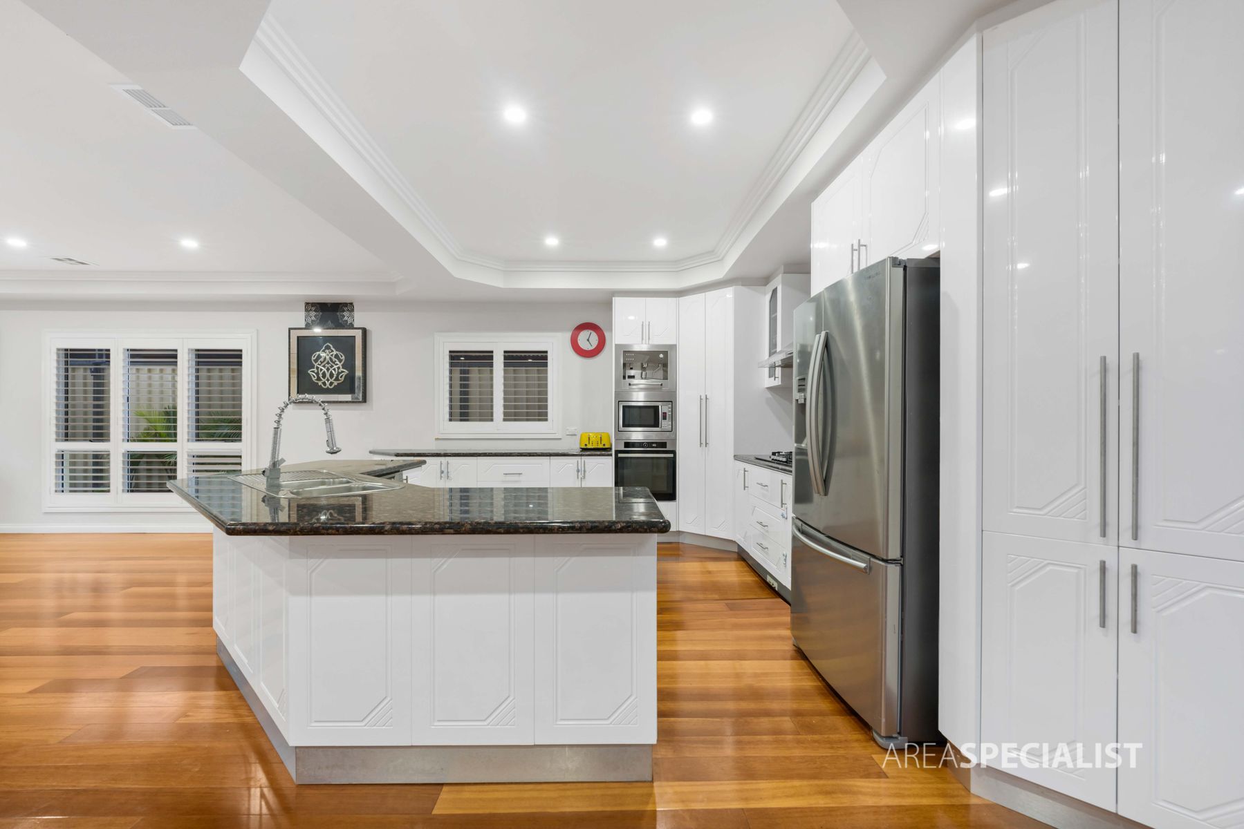 95 Hemsley Promenade, Point Cook, VIC 3030, Point Cook - Thumbnail 4