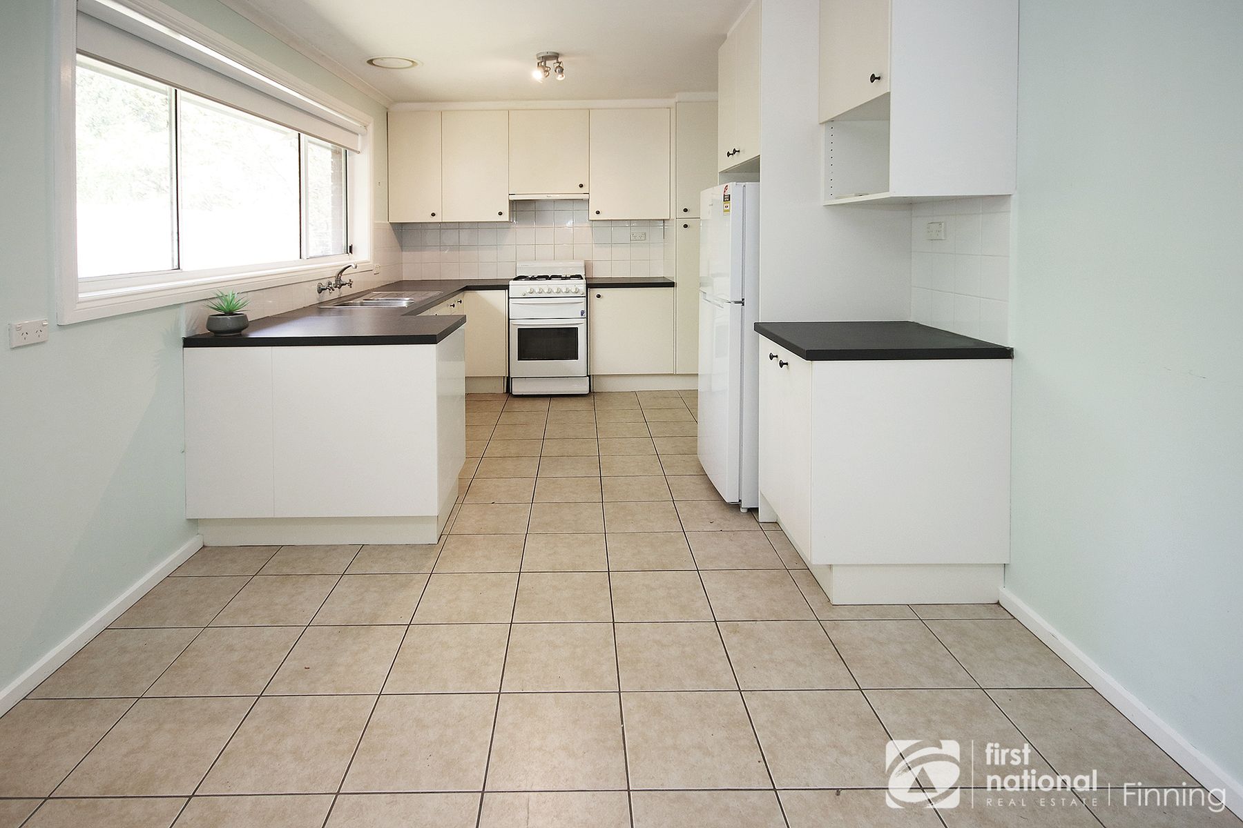 4/36-38 Clarendon Street, Cranbourne VIC 3977, Cranbourne - Thumbnail 4